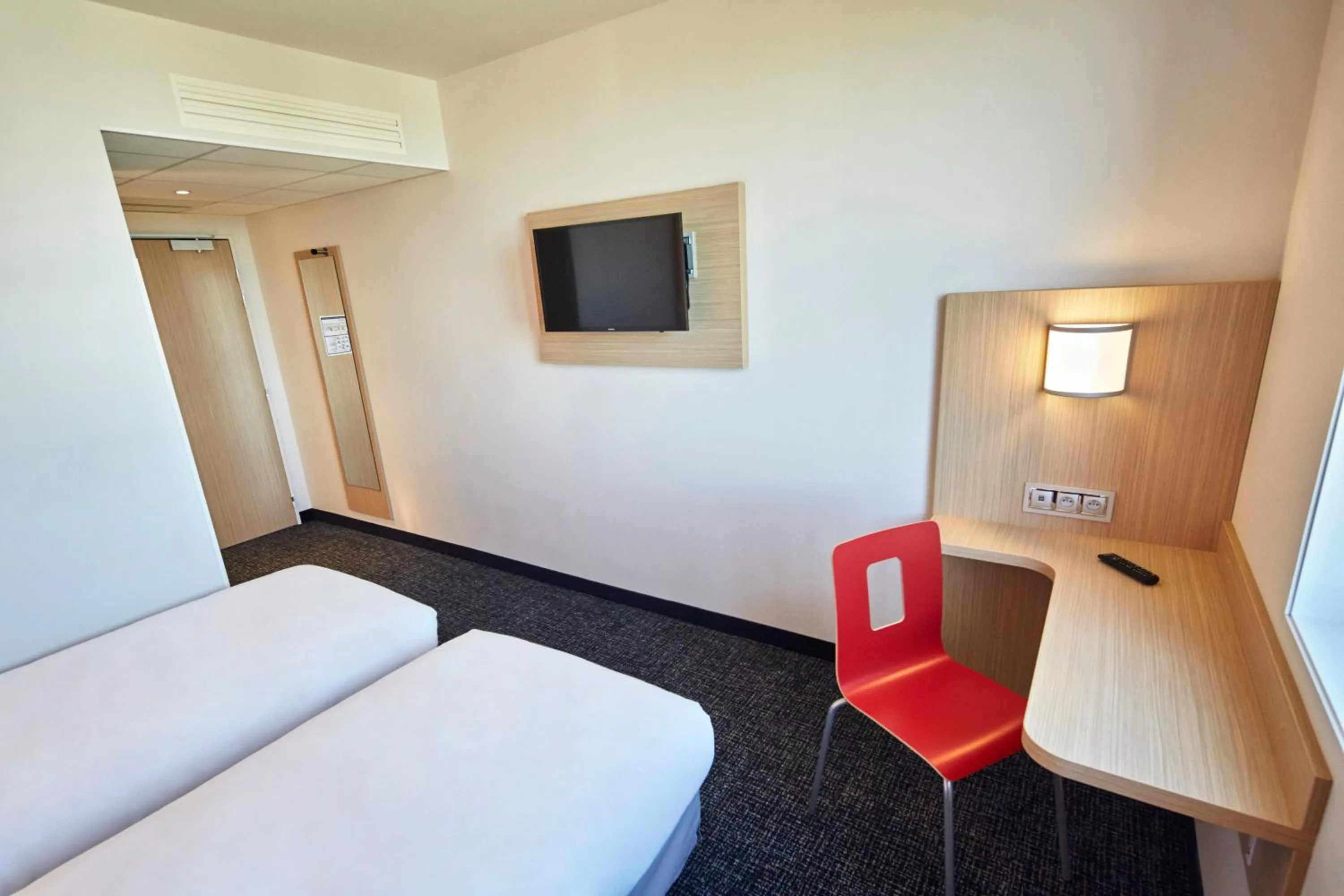 Bed in Kyriad ECO - Clermont Ferrand Estaing