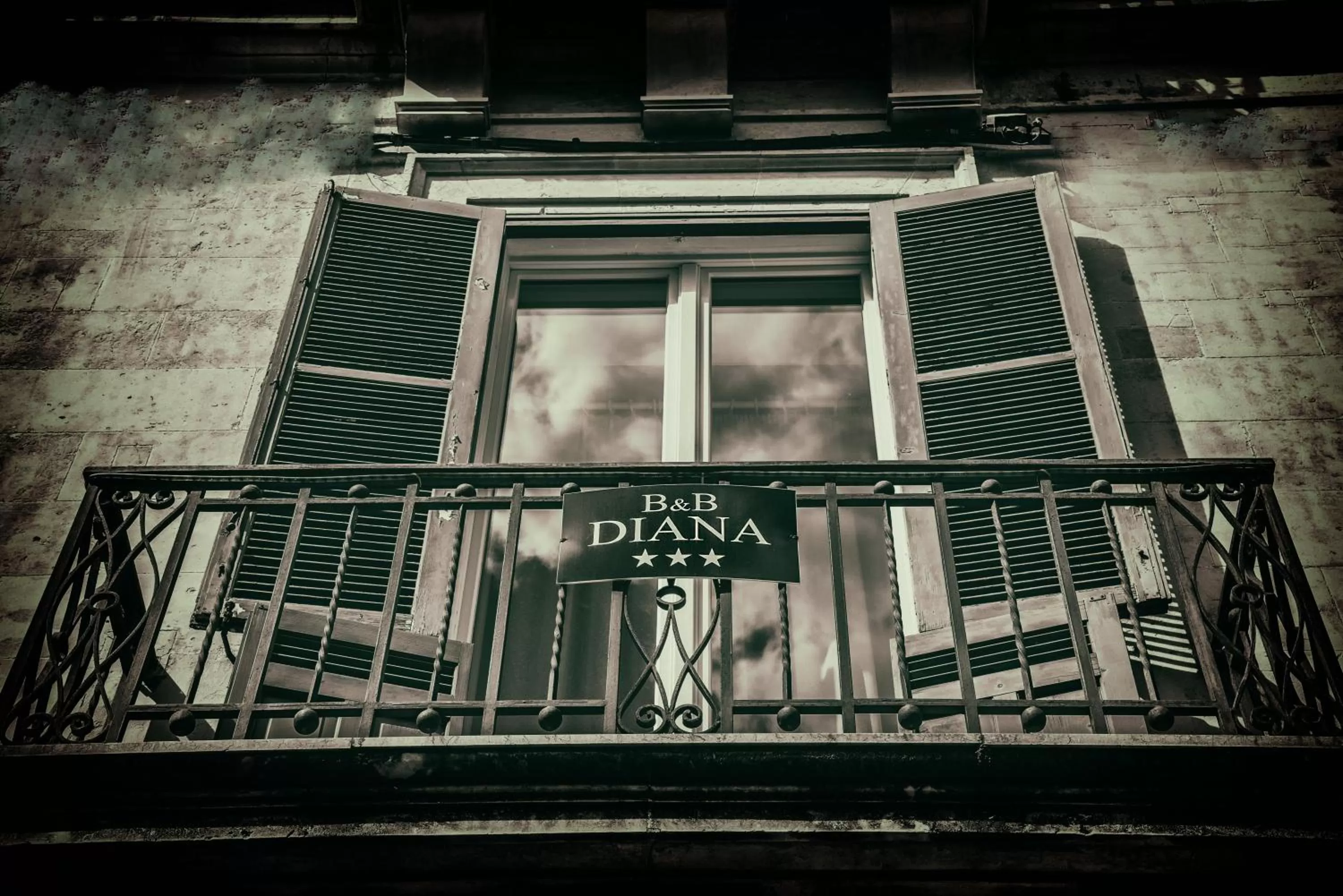 Facade/entrance, Property Building in B&B Diana