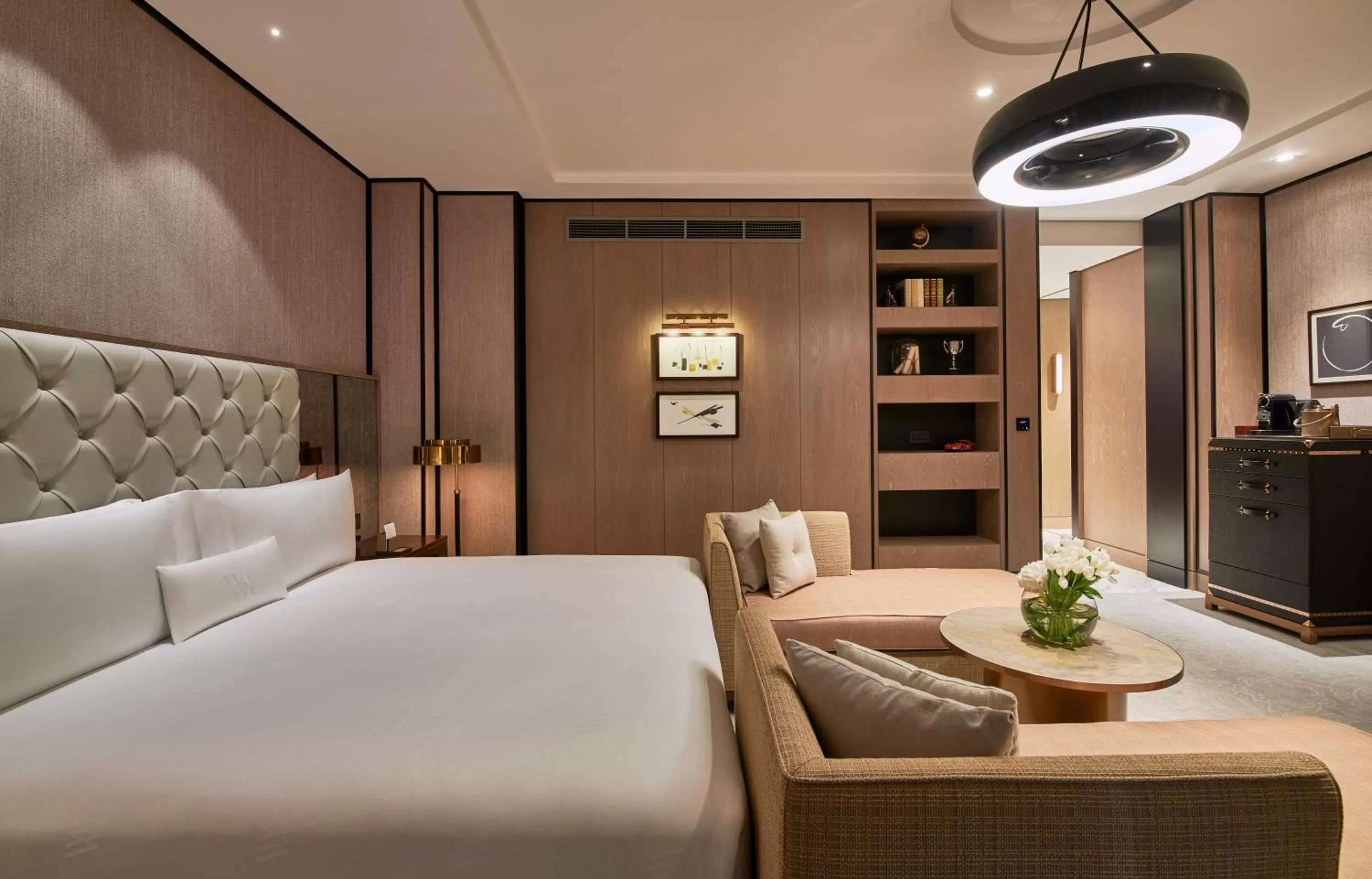 Bed in Waldorf Astoria Dubai International Financial Centre
