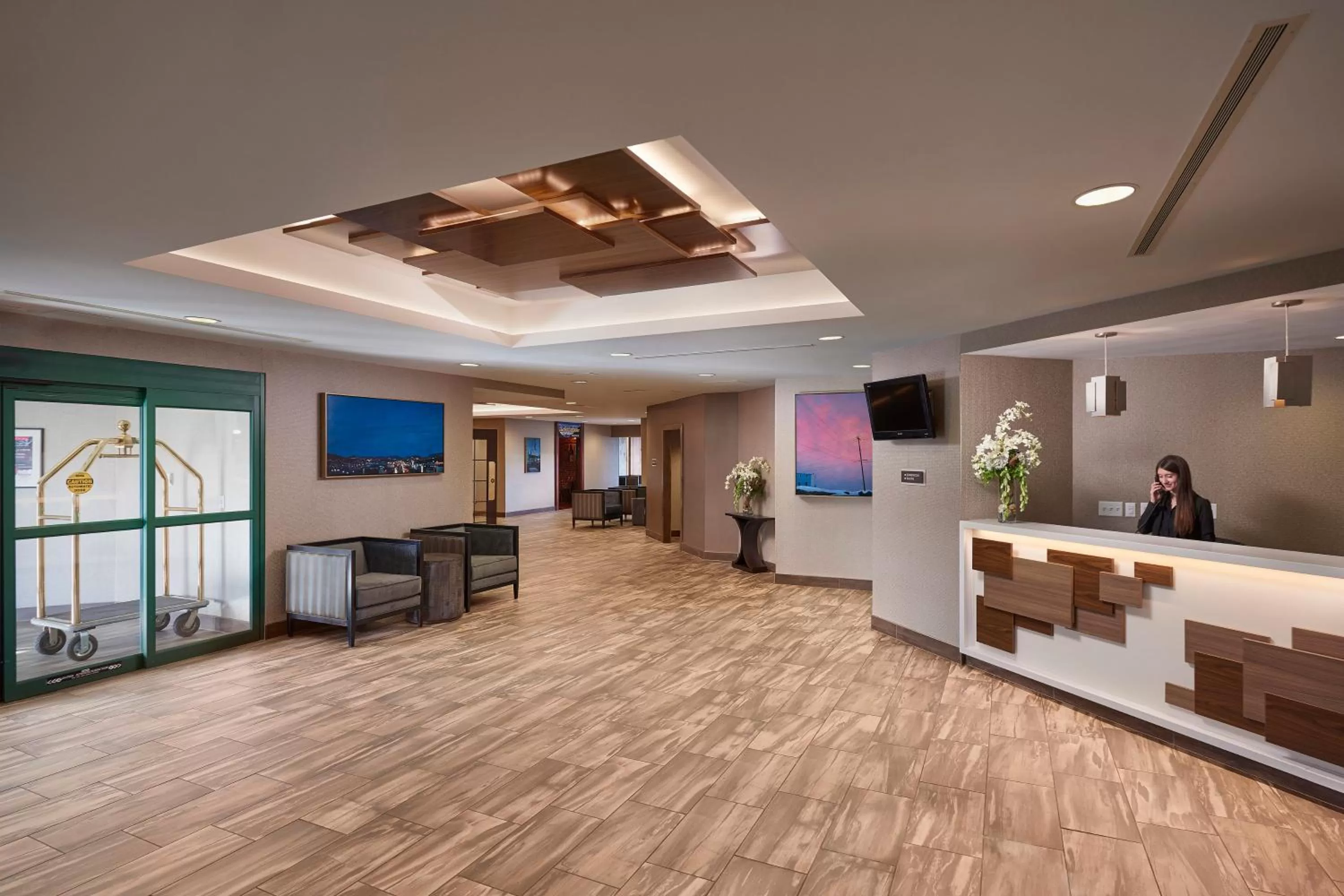 Lobby/Reception in Capital Hotel