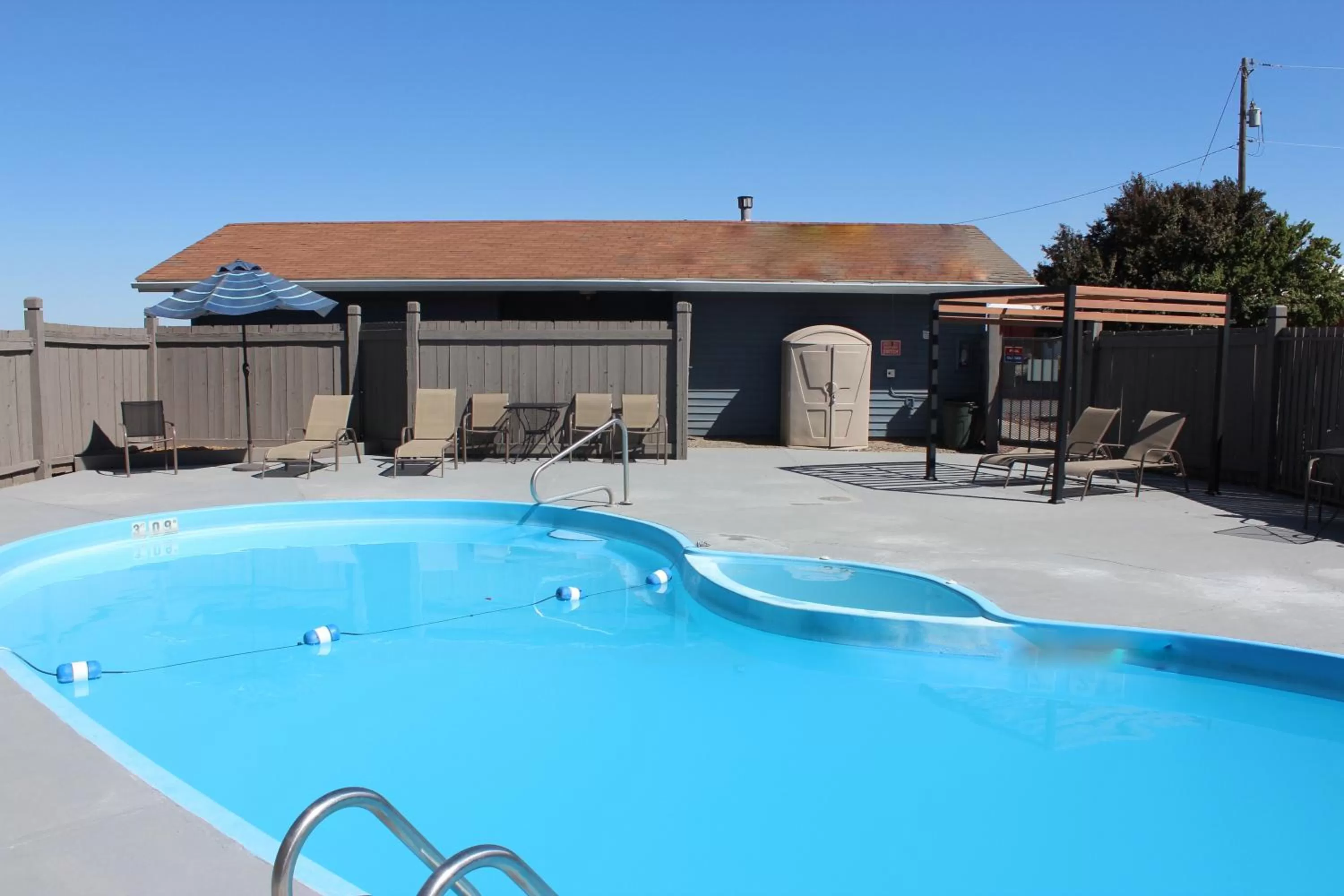 Swimming pool in Days Inn by Wyndham Ritzville