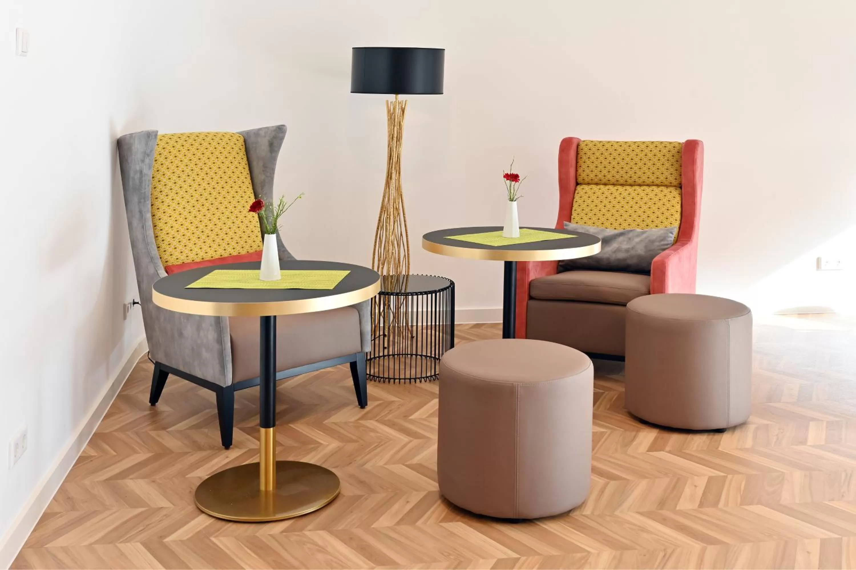 Seating area in Bethel Hotel zum Weinberg