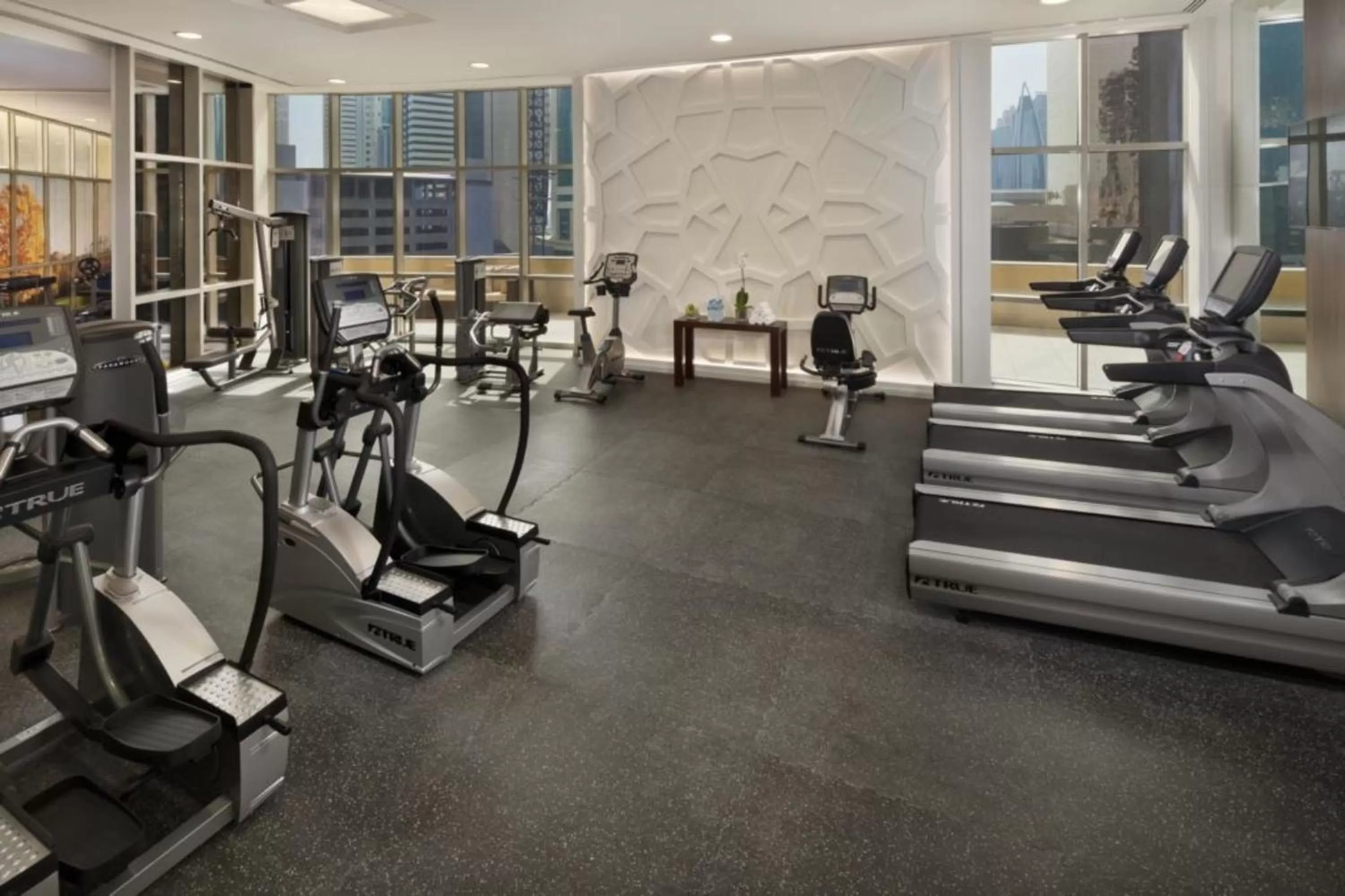 Fitness centre/facilities in Best Plaza West Bay Hotel