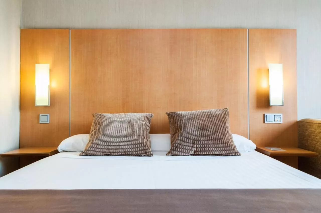 Bed in Posadas De España Paterna