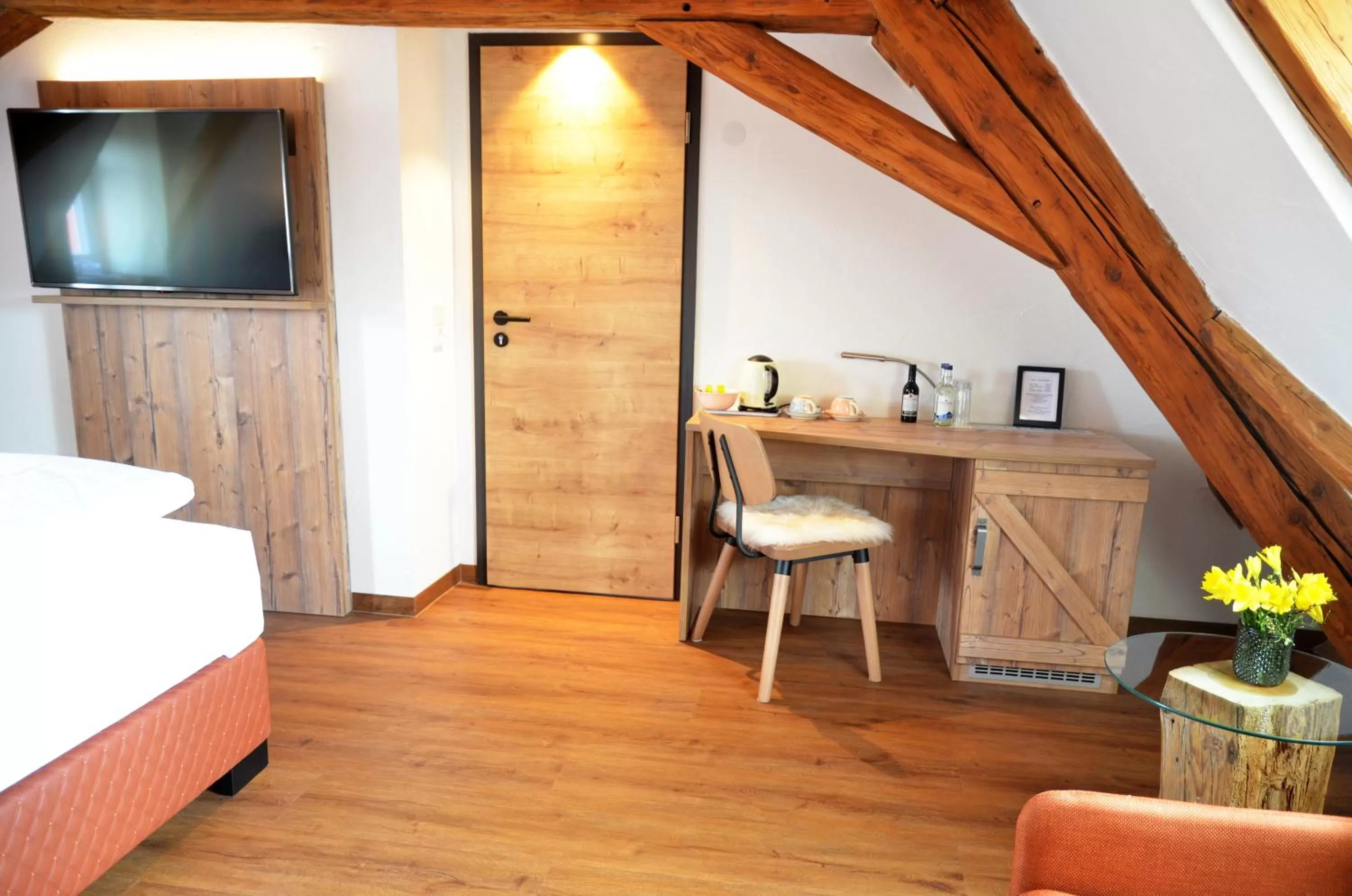 Seating area, Bed in Am Zehntstadl Hotel & Sauna