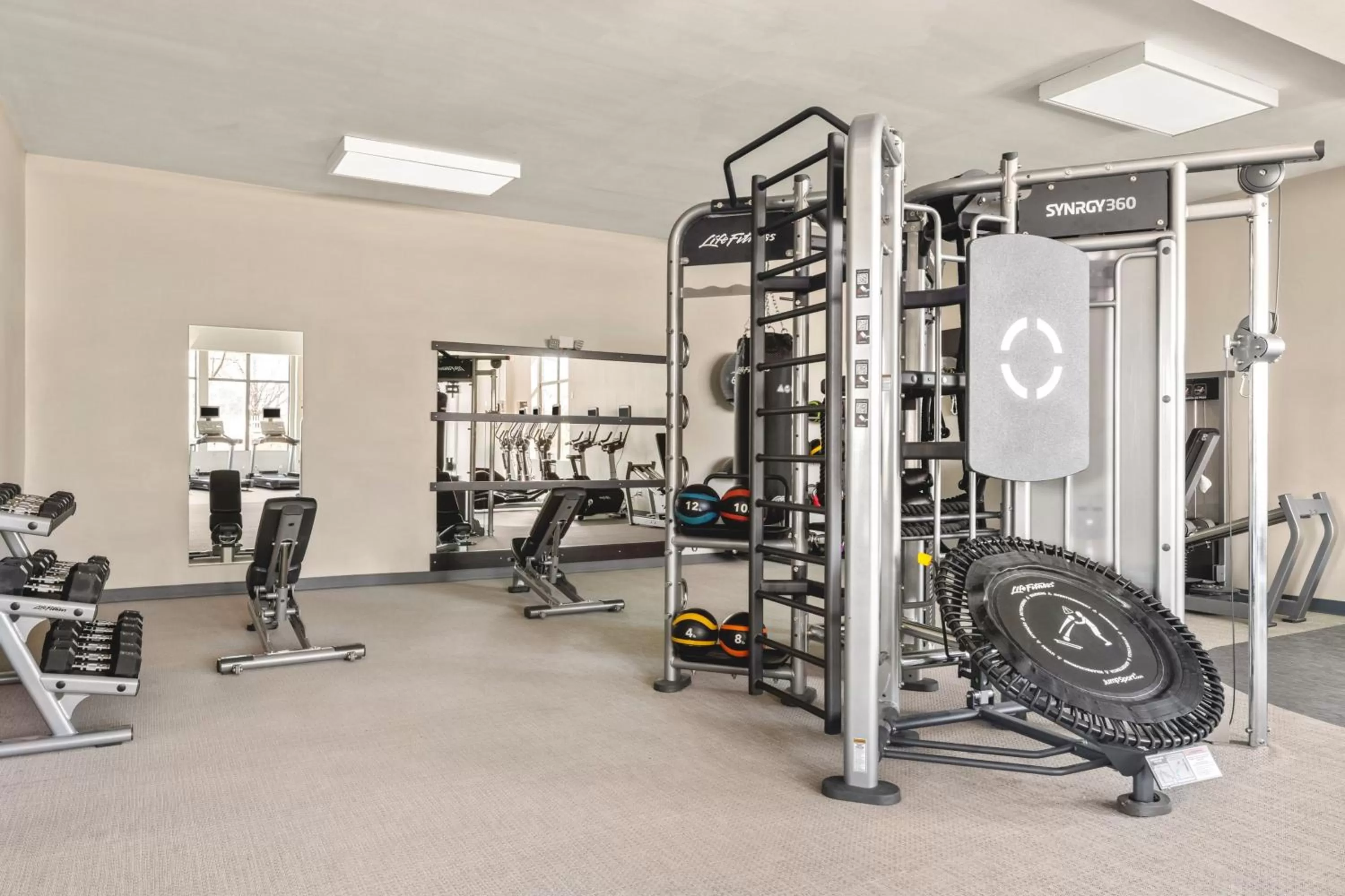 Fitness centre/facilities in Courtyard Republic Airport Long Island/Farmingdale