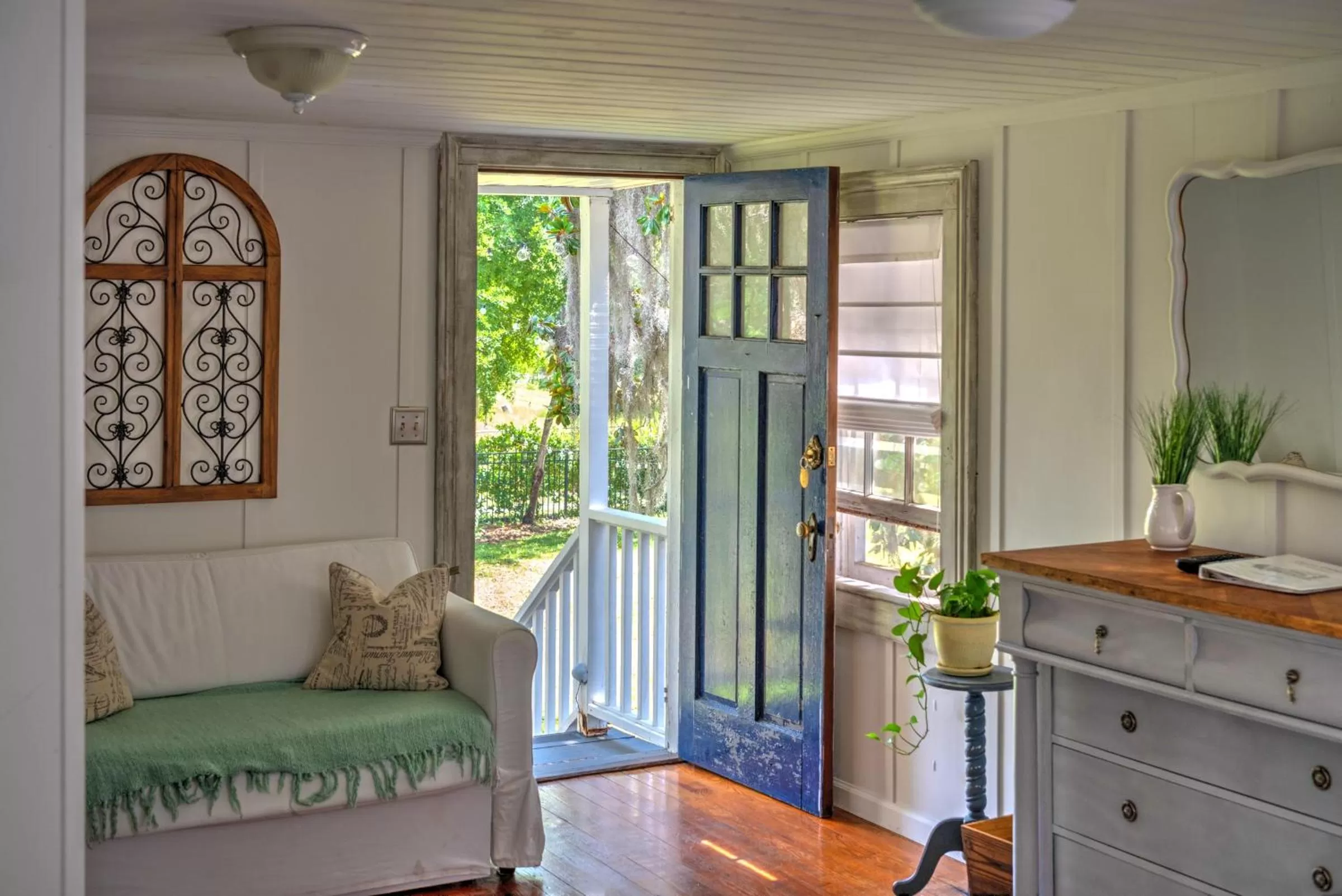 Seating Area in Open Gates Bed & Breakfast