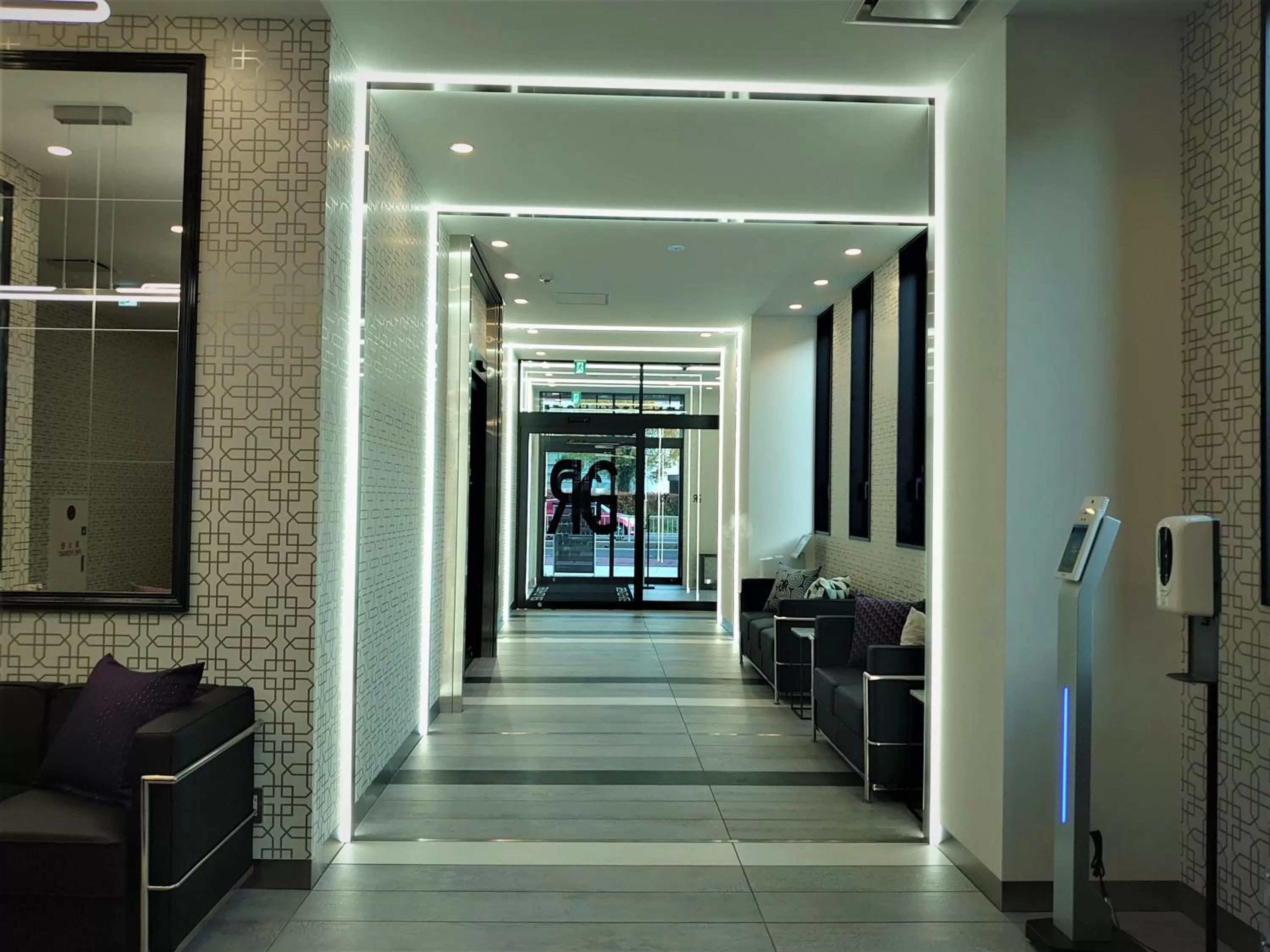 Lobby or reception in Green Rich Hotel Matsue Station Across - Artificial hot spring Futamata Yunohana