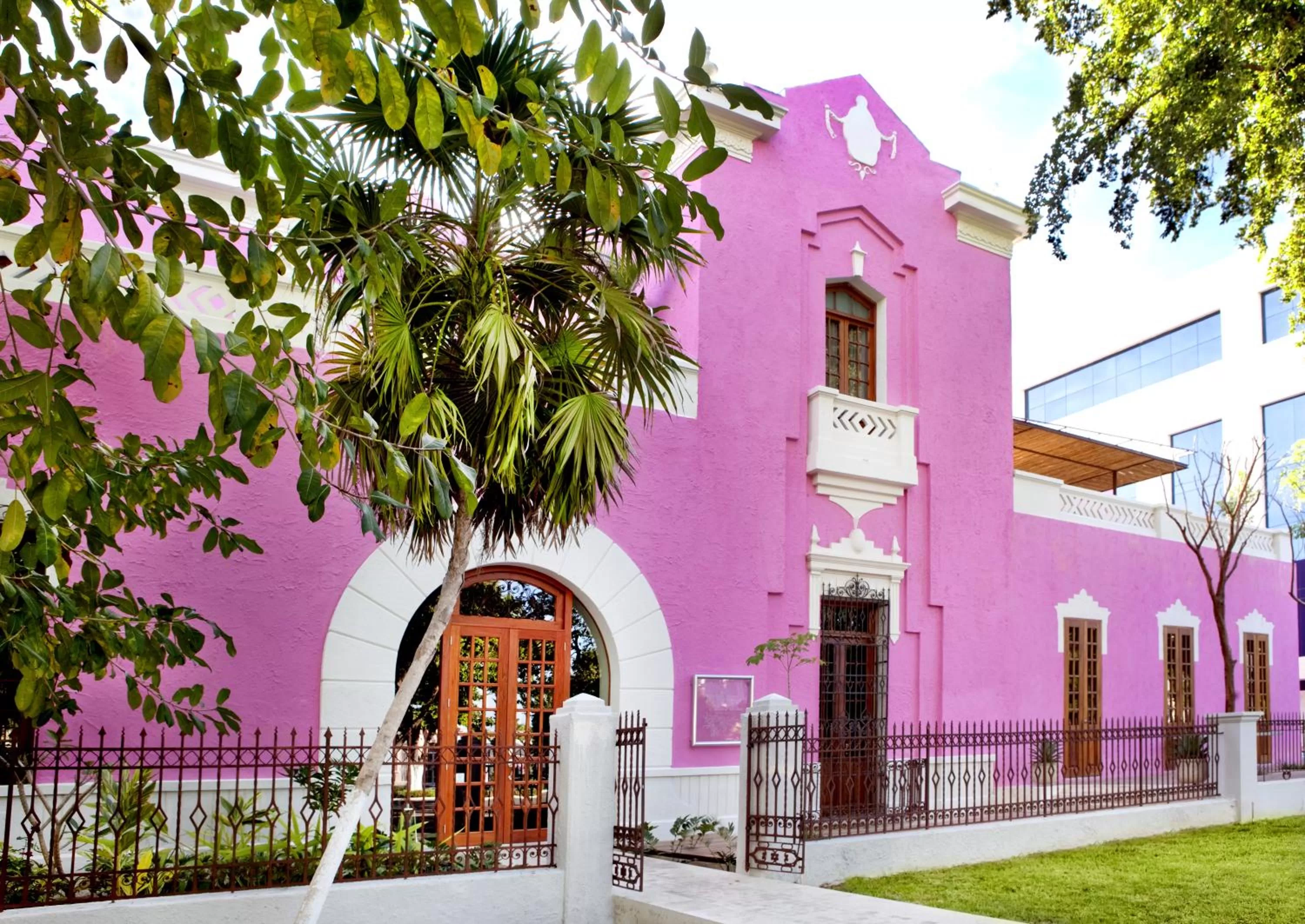 Property building in Rosas & Xocolate Boutique Hotel and Spa Merida, a Member of Design Hotels
