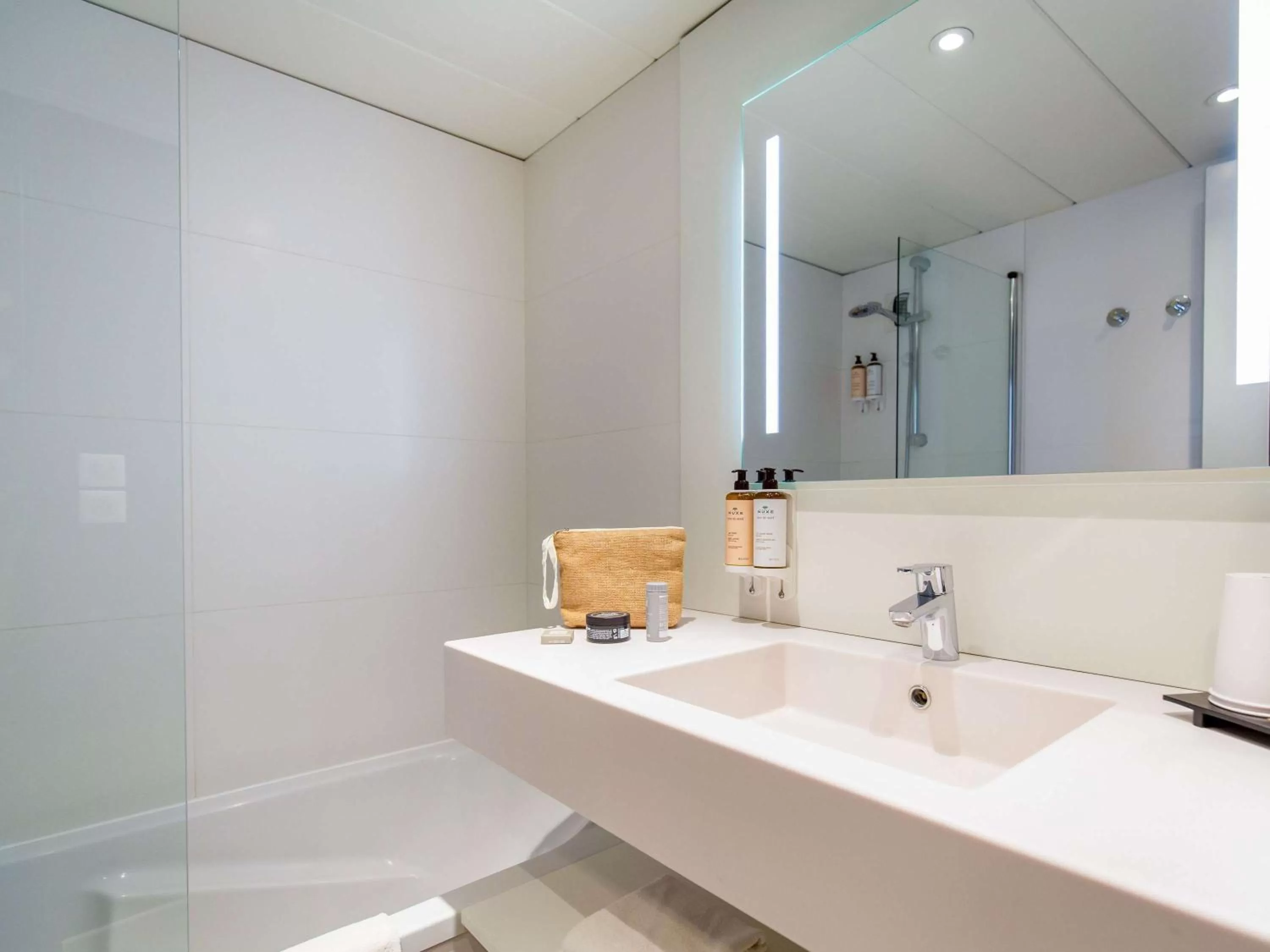 Standard Double Room in Mercure Hyères Centre Côte d'Azur