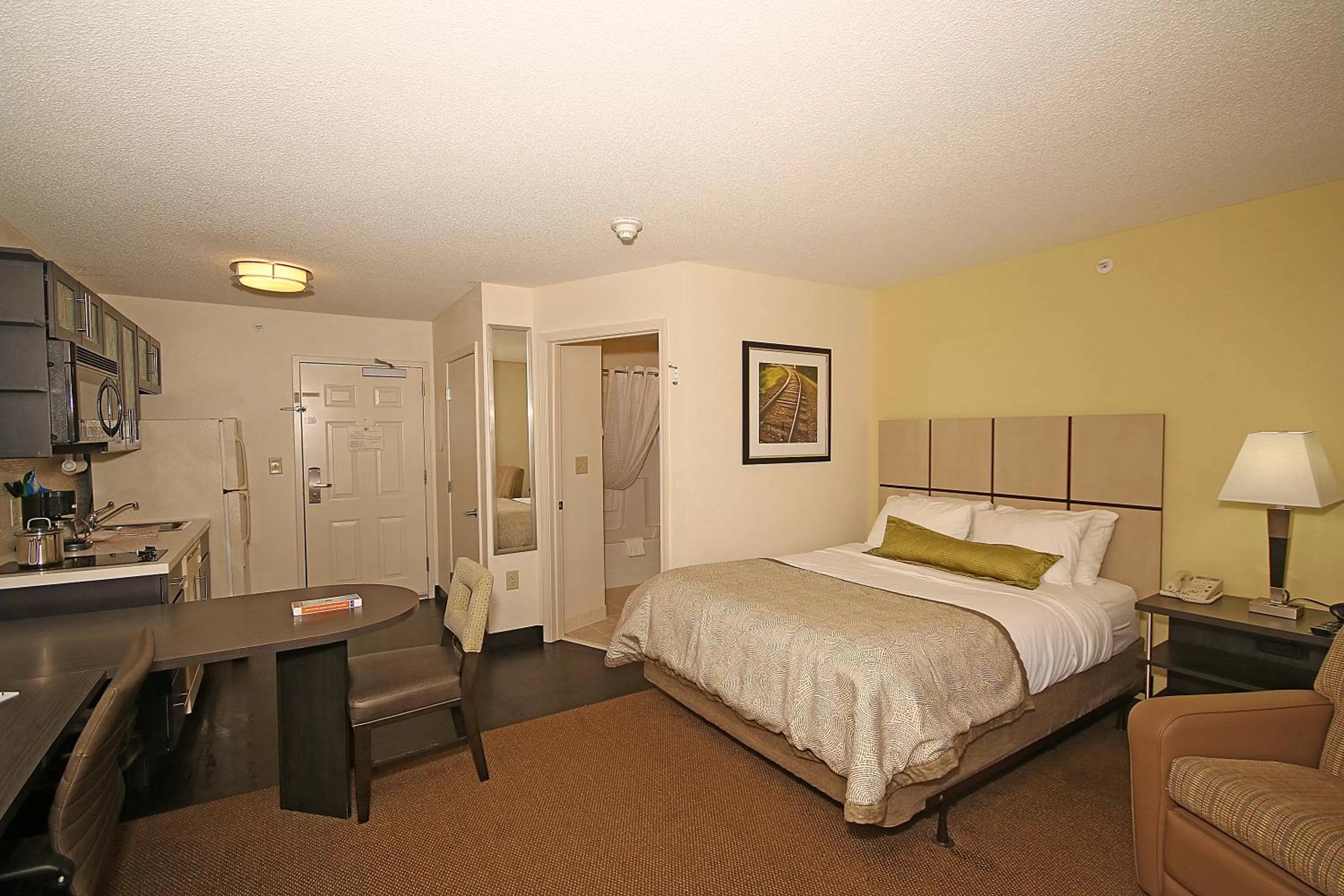 Bedroom, Bed in Candlewood Suites Newport News-Yorktown by IHG