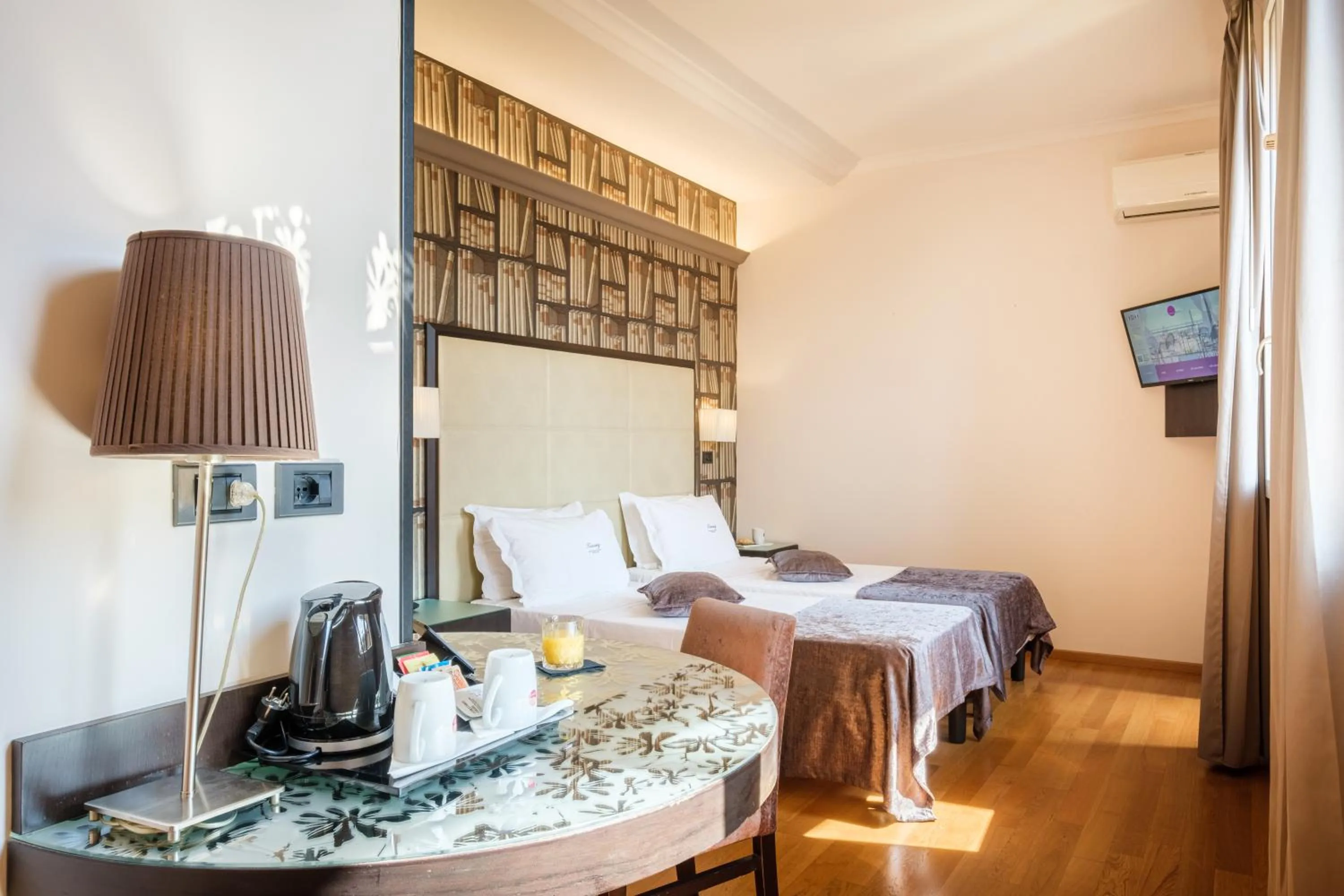 Bed in Hotel Touring