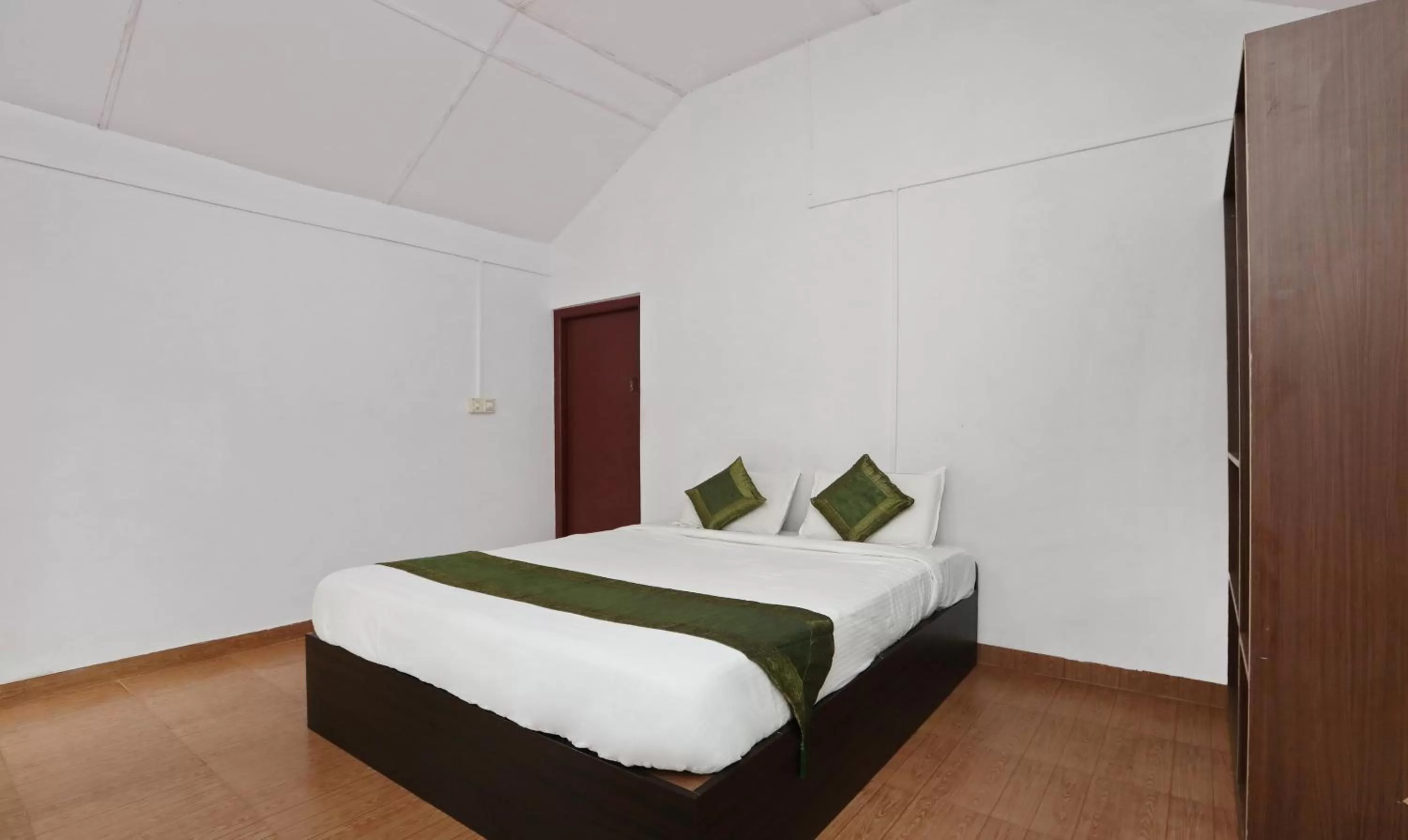 Bedroom, Bed in Itsy Hotels Jammabane Cottage