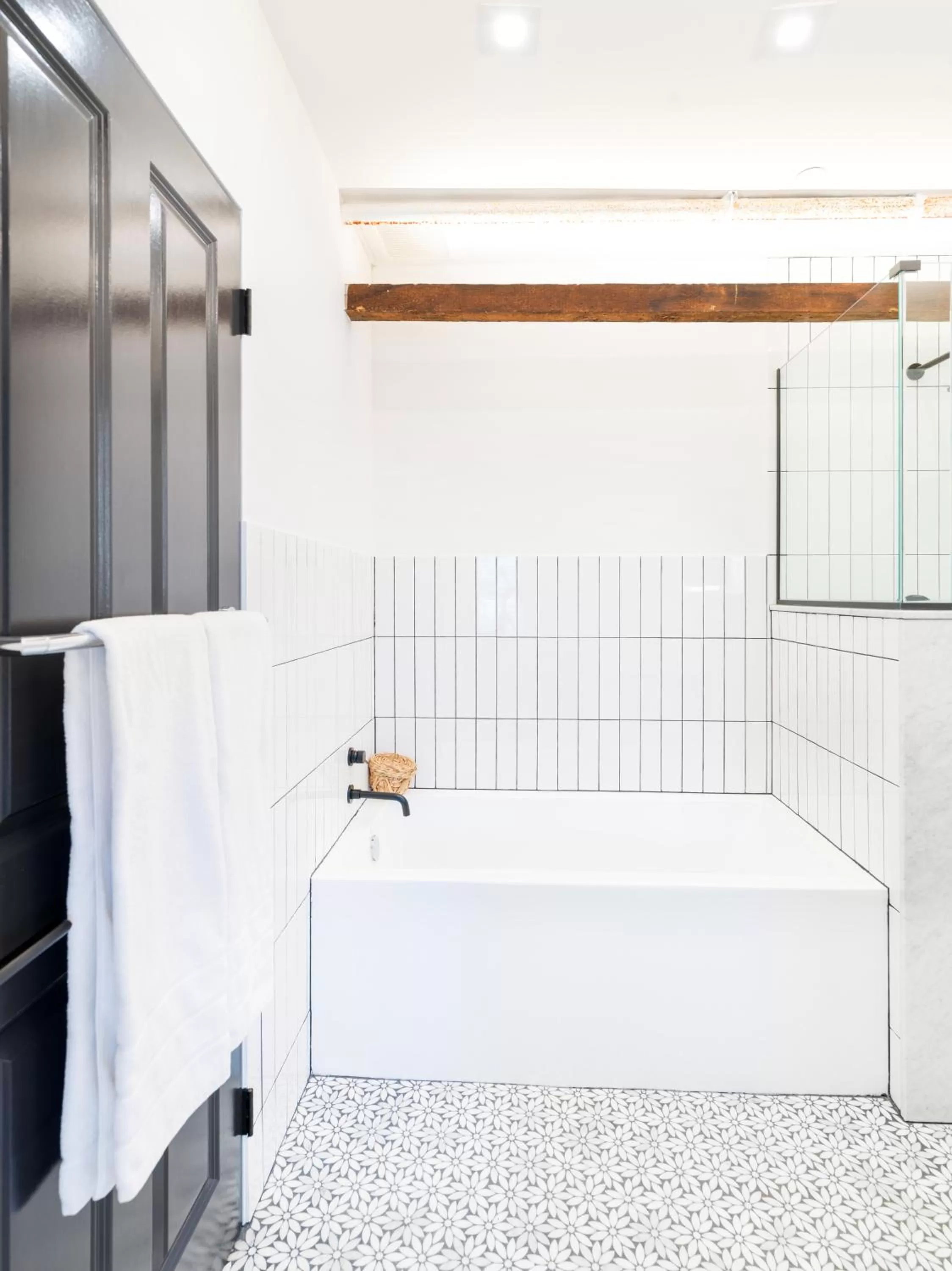 Bathroom in American Beech Hotel