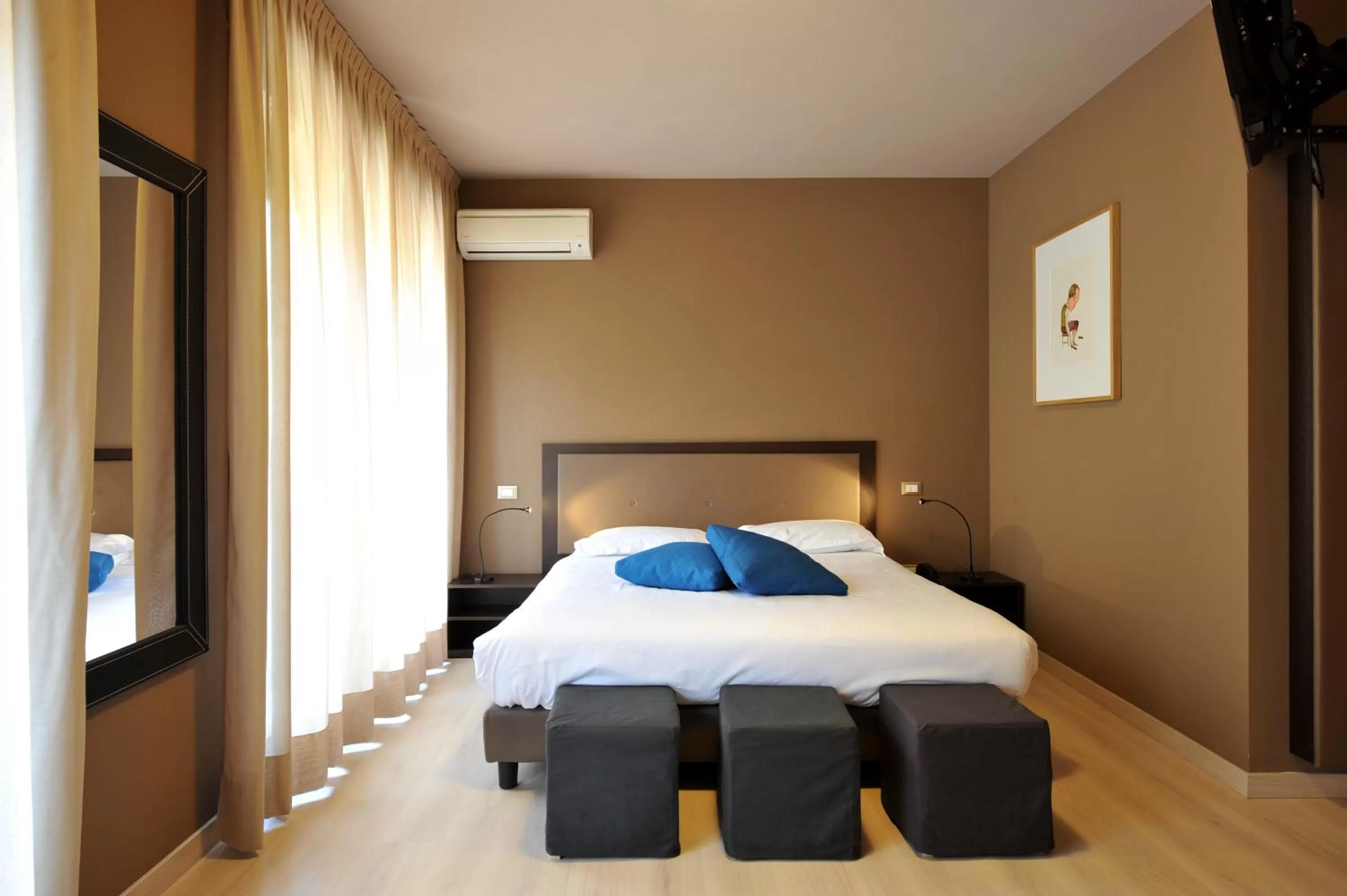 Bed in M14 Hotel & Spa