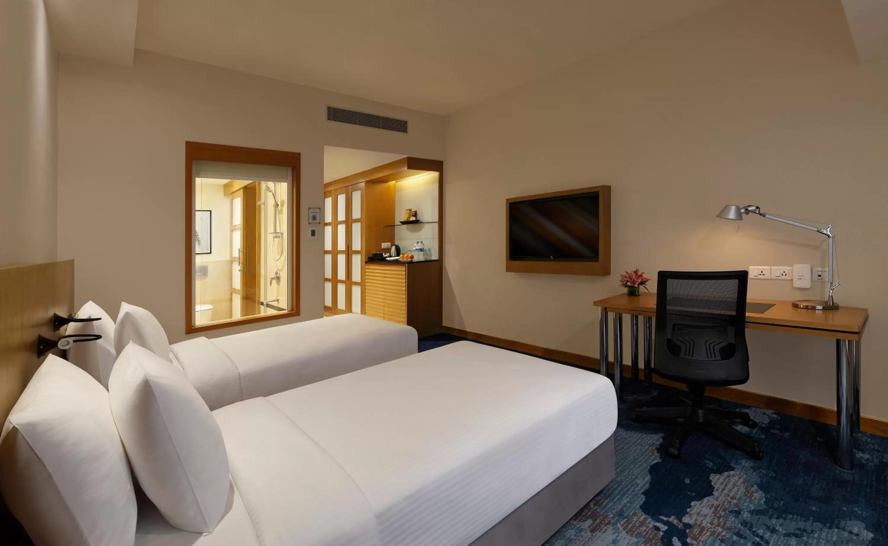 Bed in Novotel Hyderabad Convention Centre