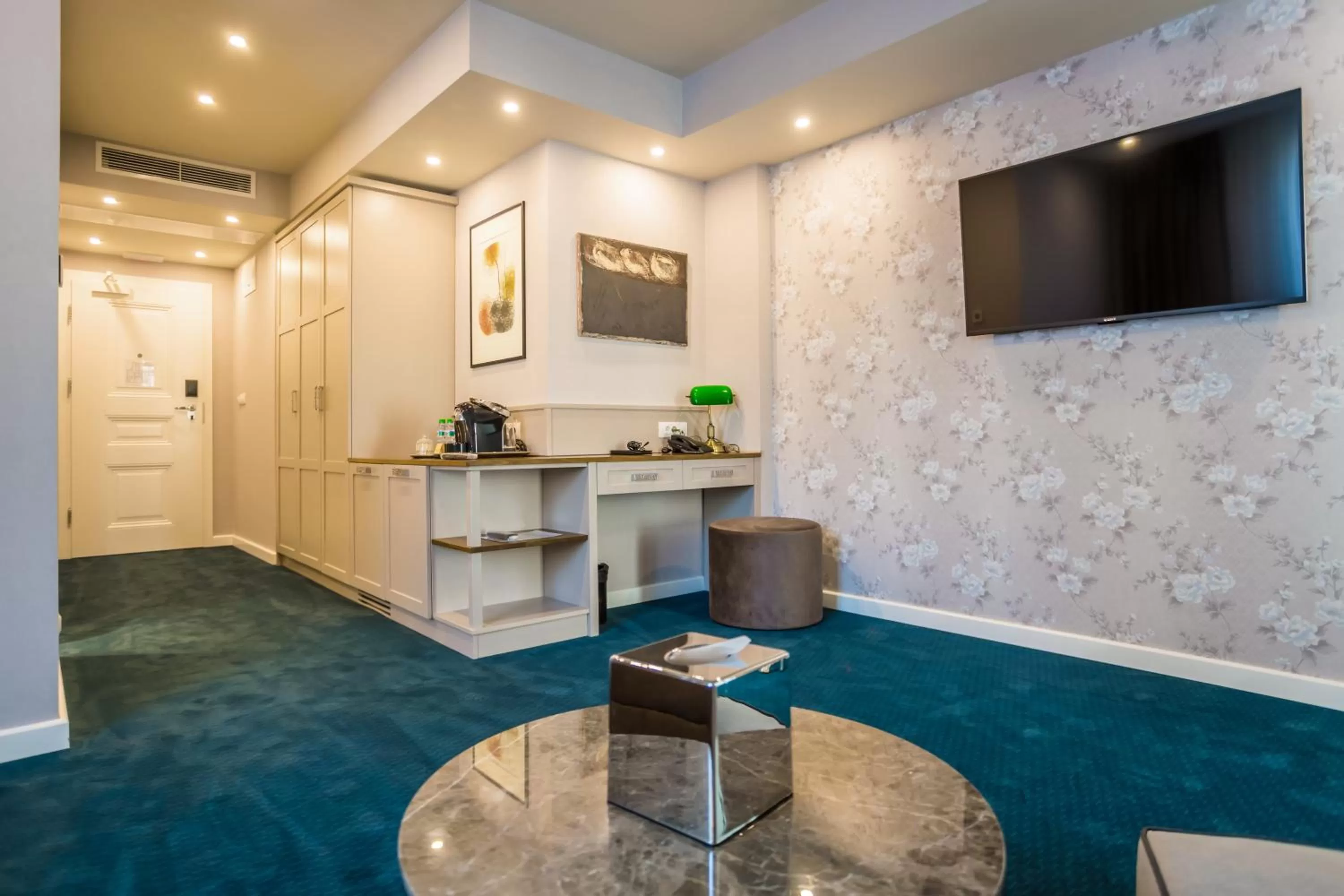 TV and multimedia in Hotel Residence Promenade