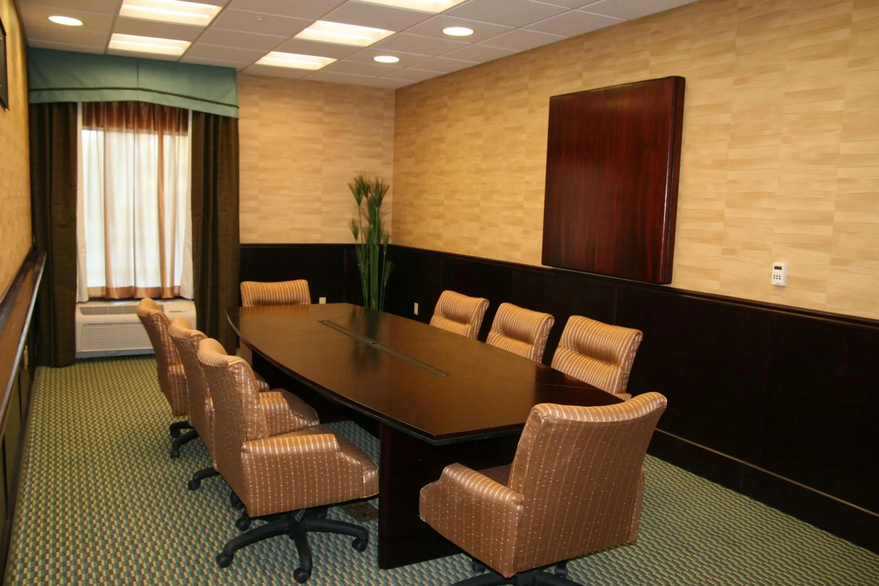 Meeting/conference room in Hampton Inn and Suites Austin - Lakeway