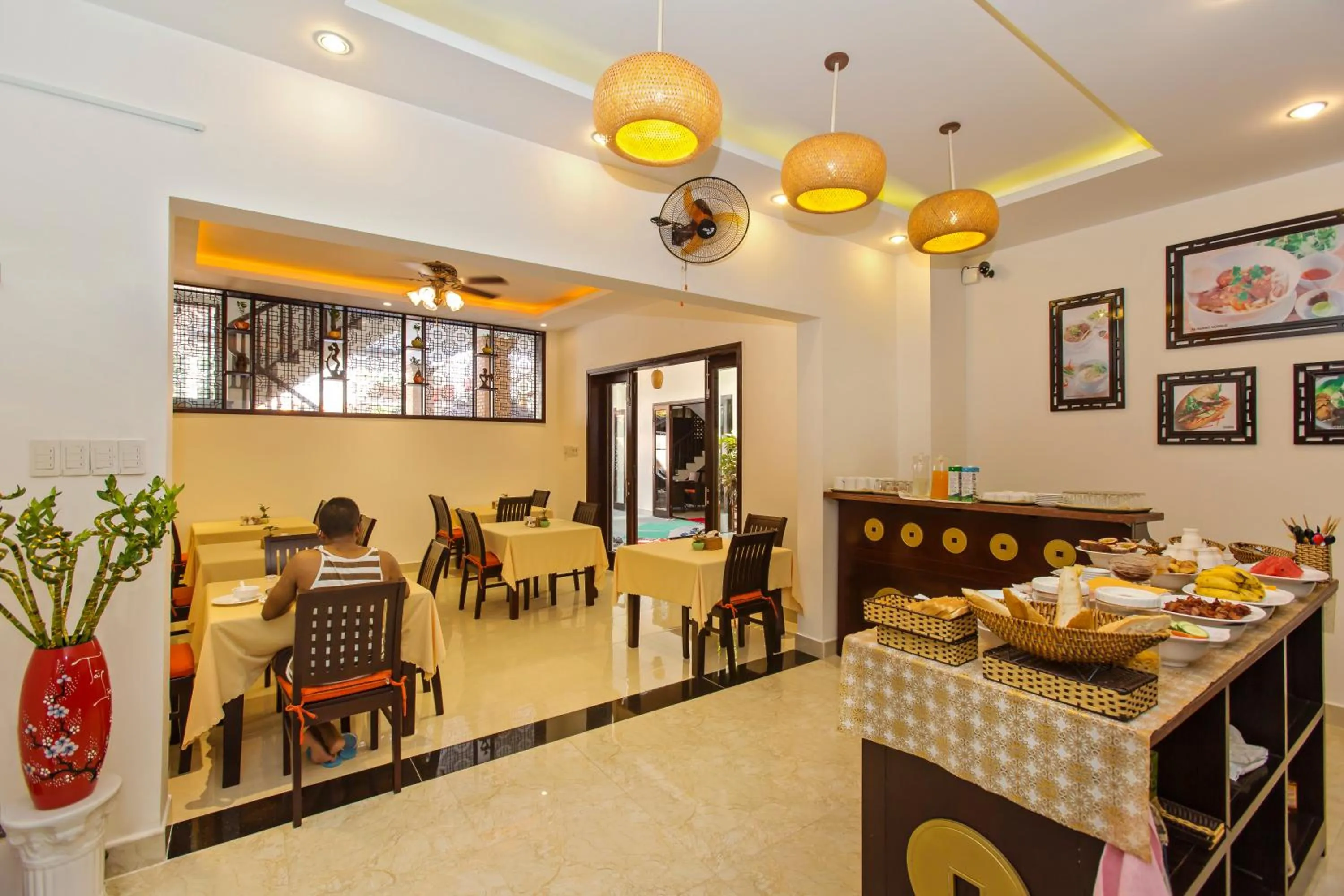 Restaurant/places to eat in Pham Gia Boutique Villa