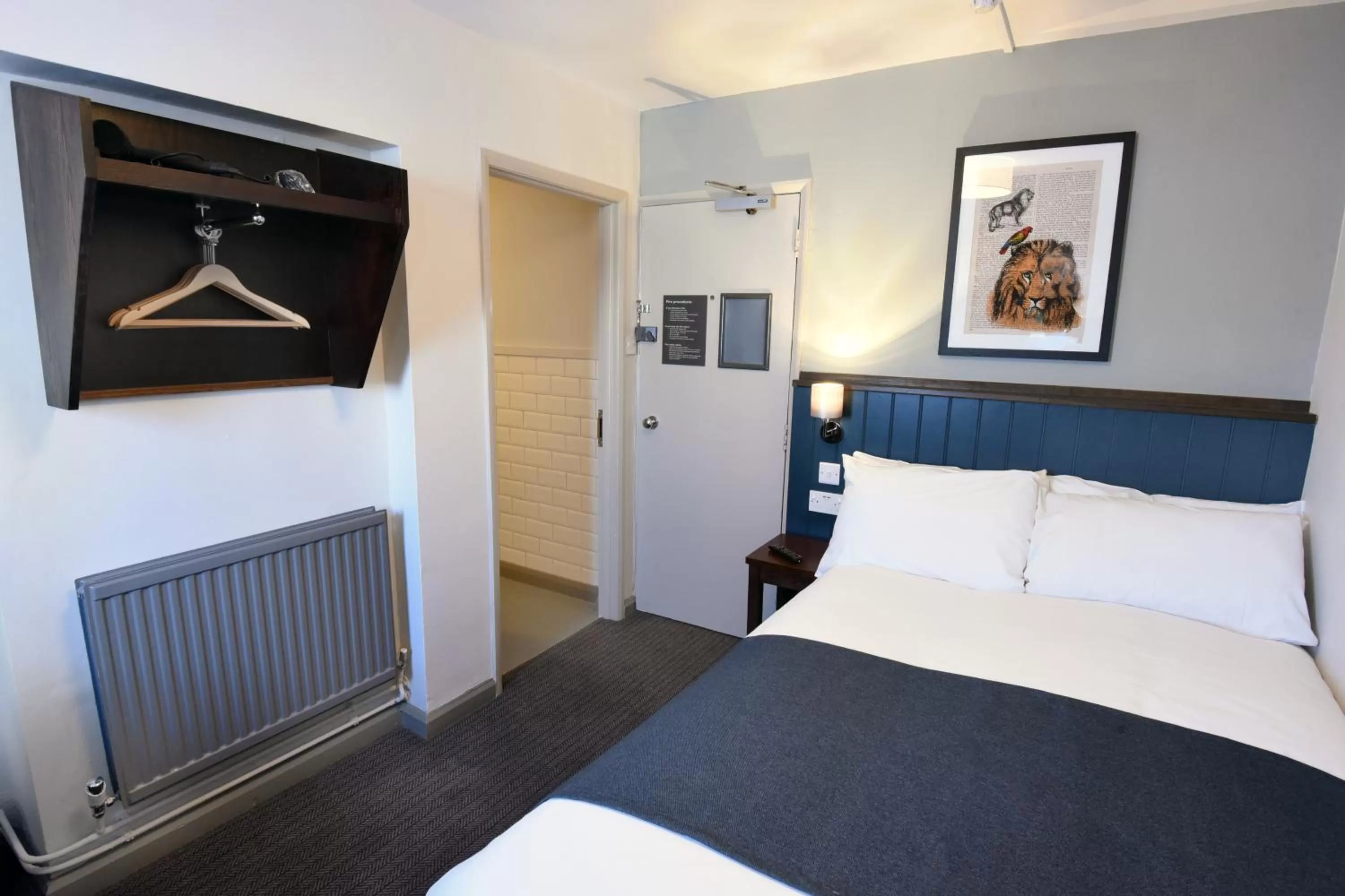 Bed in Oaklands by Greene King Inns