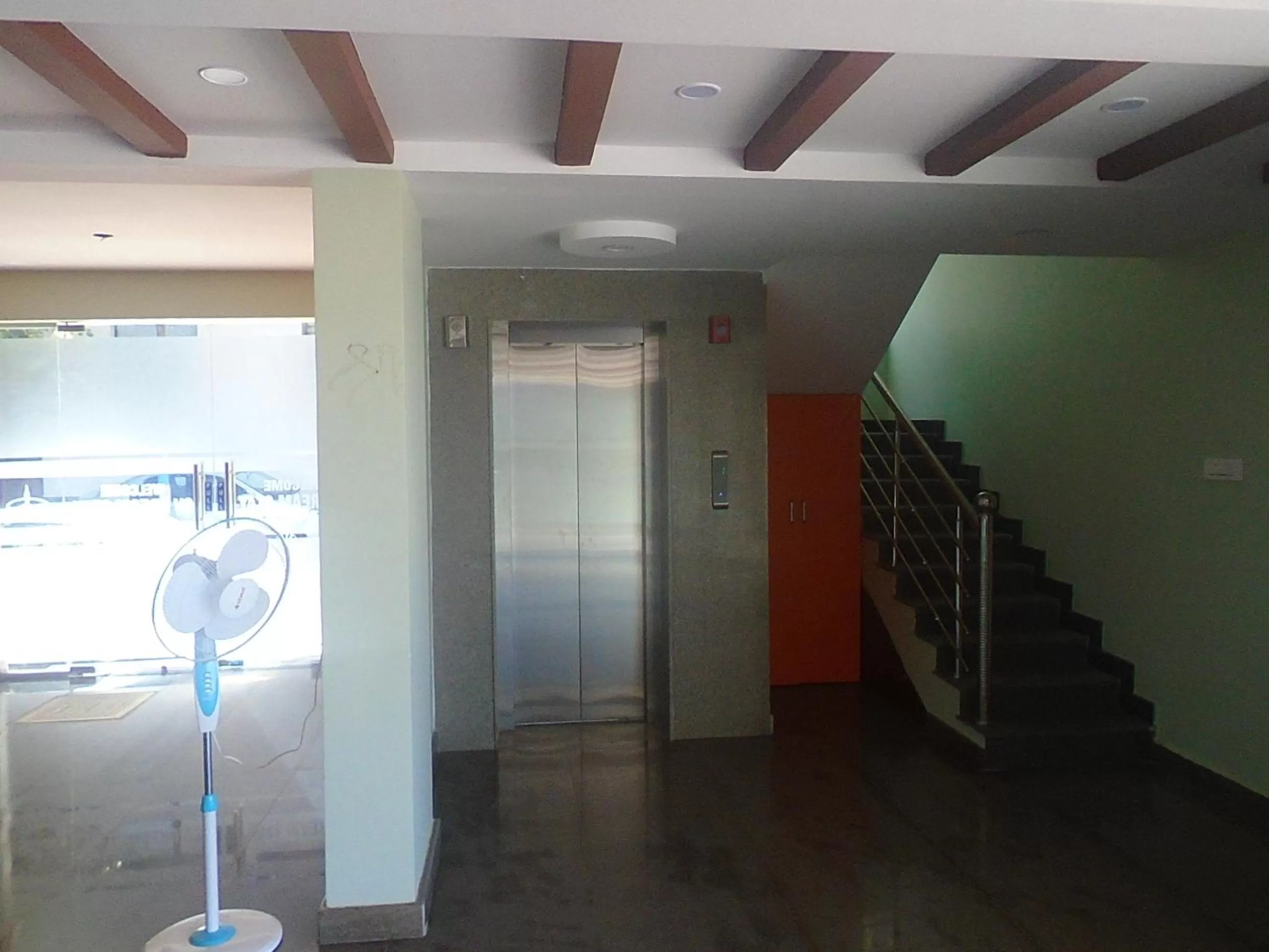 Seating area in SV Dreamstay near Kempegowda International Airport