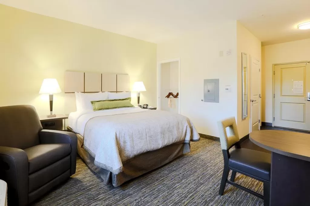 Studio Suite in Candlewood Suites Belle Vernon by IHG