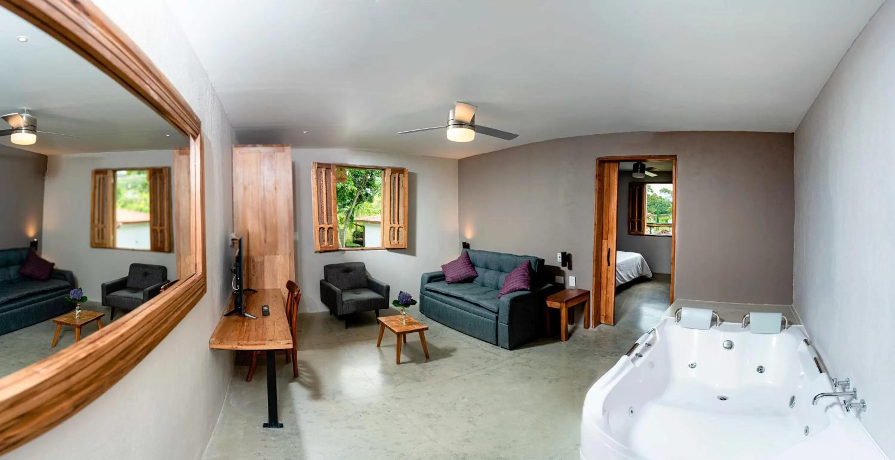 Suite with Spa Bath in Finca del Café - Casa Typica