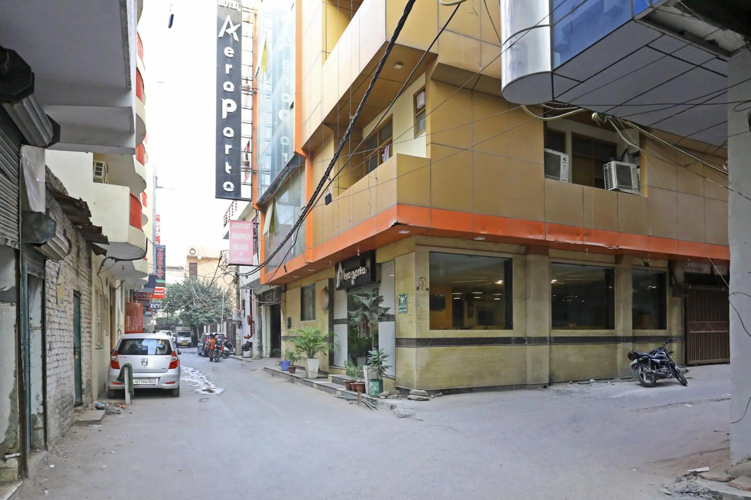 Neighbourhood in Hotel Aeroporto Nearest Landmark Aerocity delhi