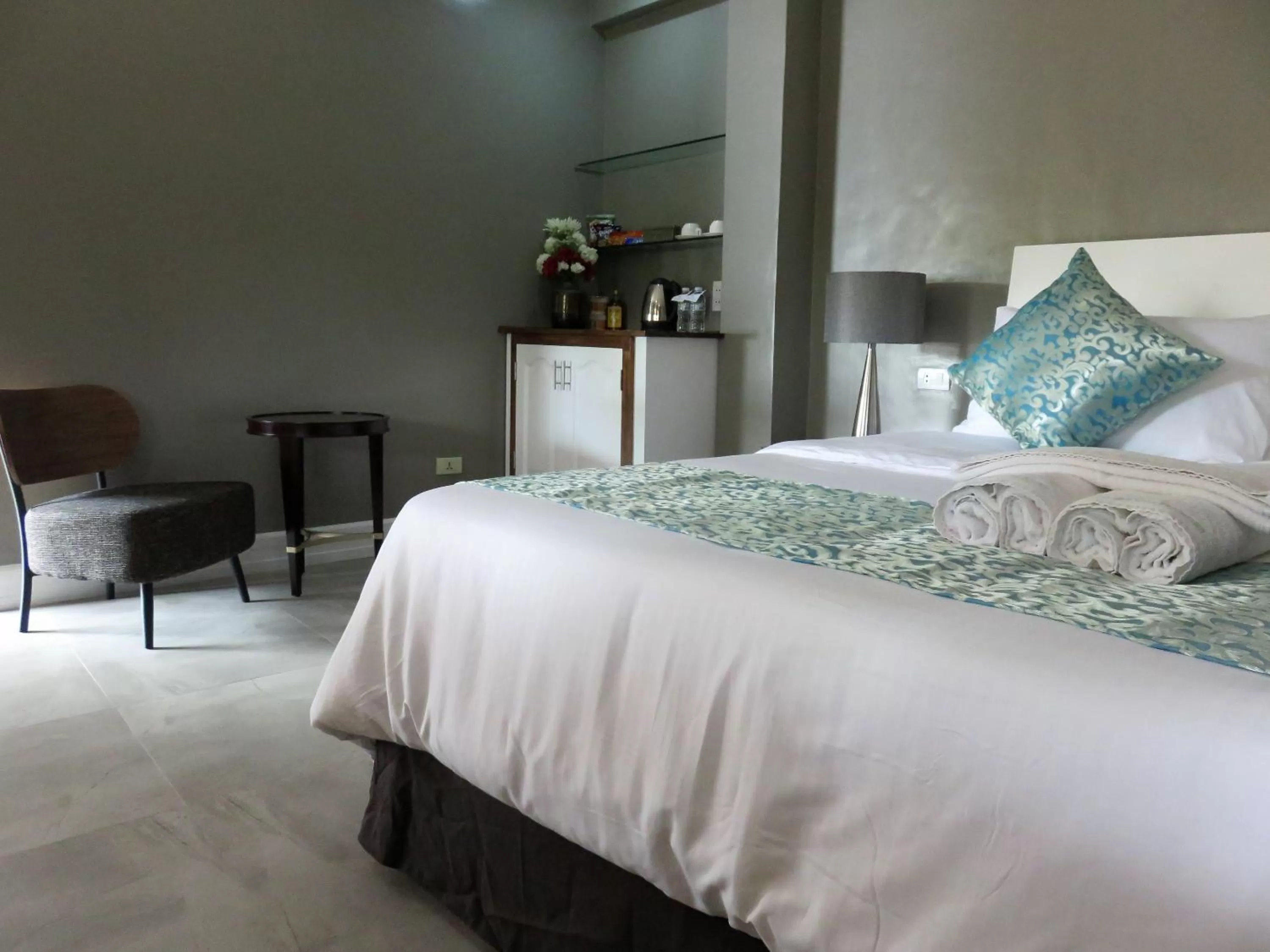 Bed in Kav's Beach Resort