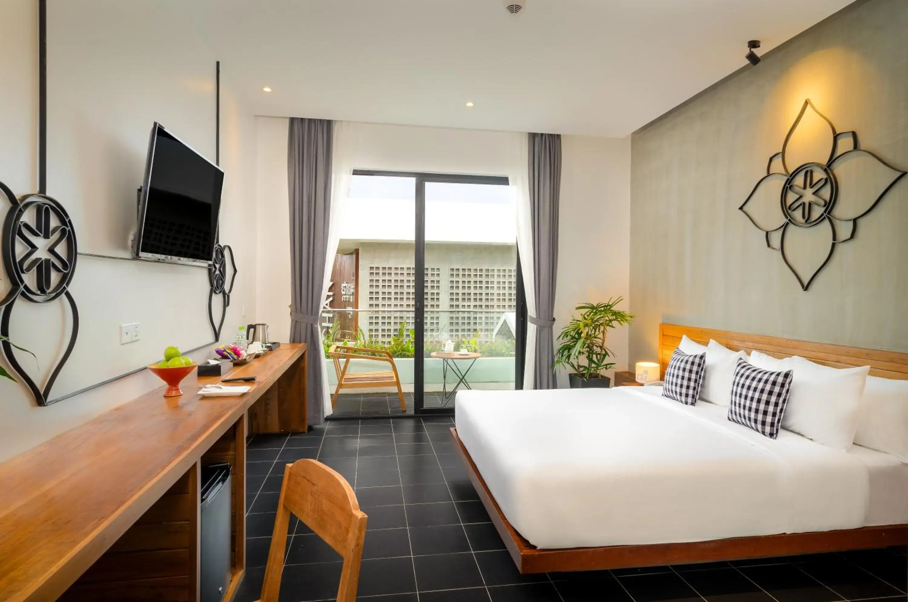 Deluxe Double with Balcony in Phka Chan Hotel Deluxe Double with Balcony in Phka Chan Hotel