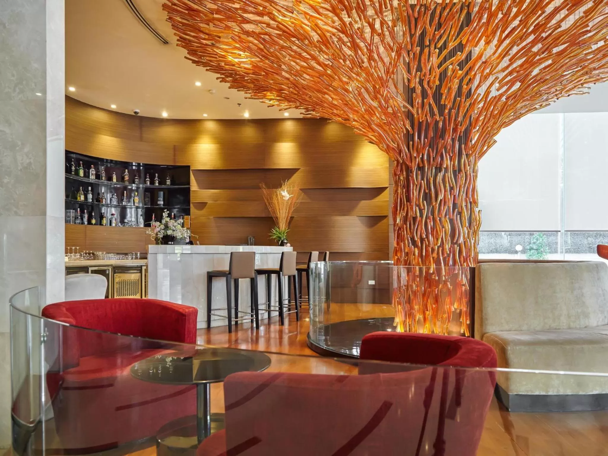 Lounge or bar in Maple Hotel