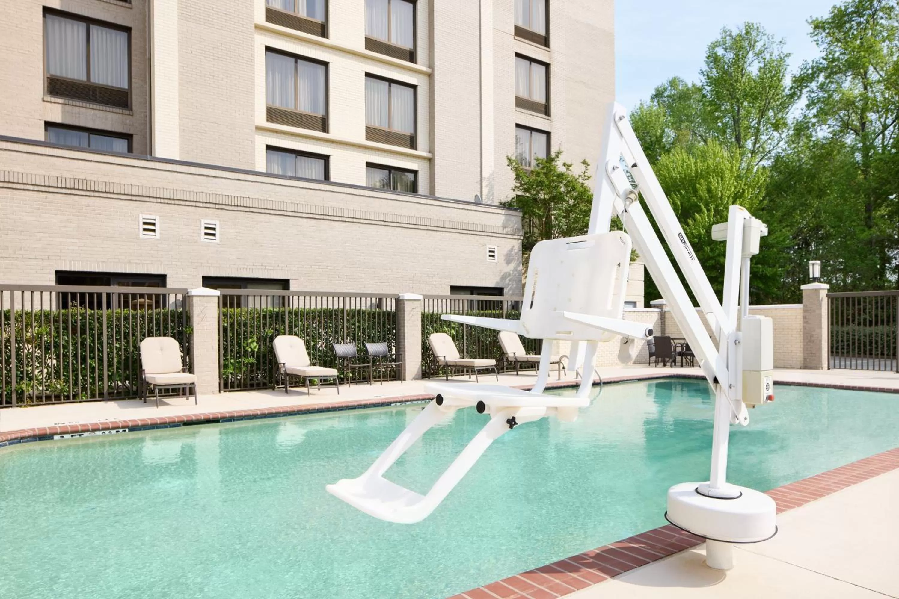 Swimming pool in Holiday Inn Express & Suites Alpharetta by IHG