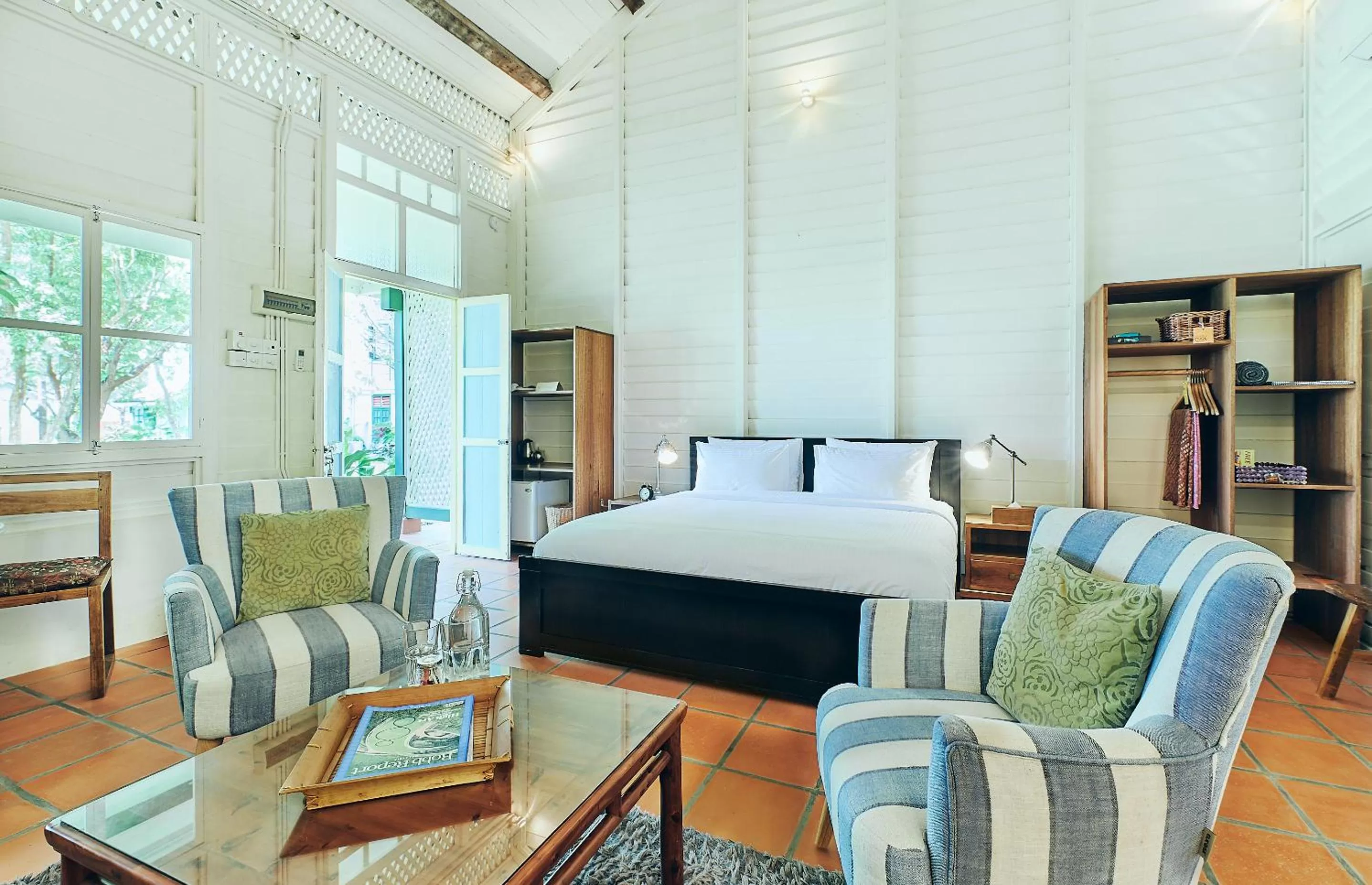 Bedroom, Bed in Temple Tree Resort