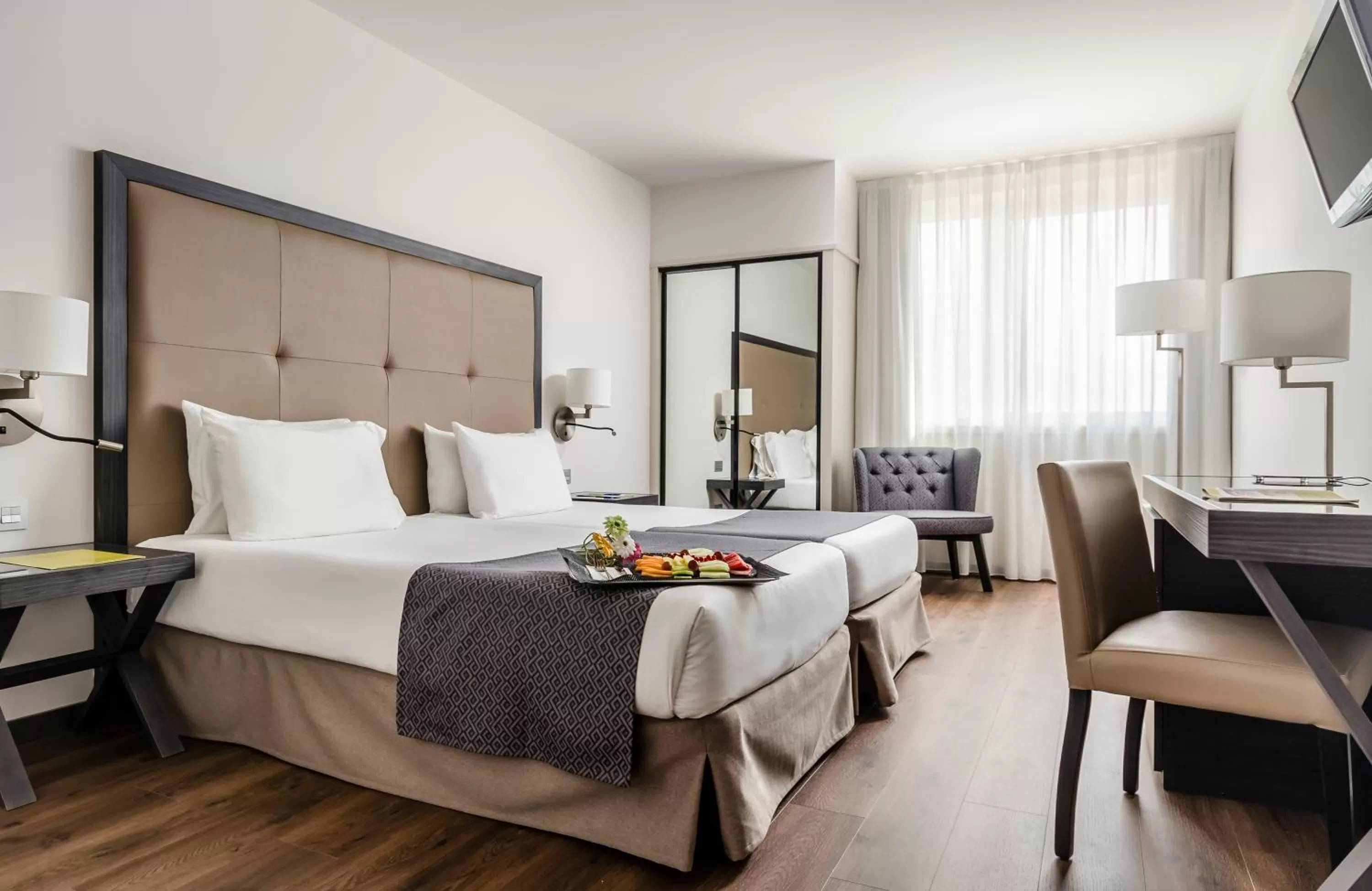 Photo of the whole room, Bed in Exe Parc del Vallés