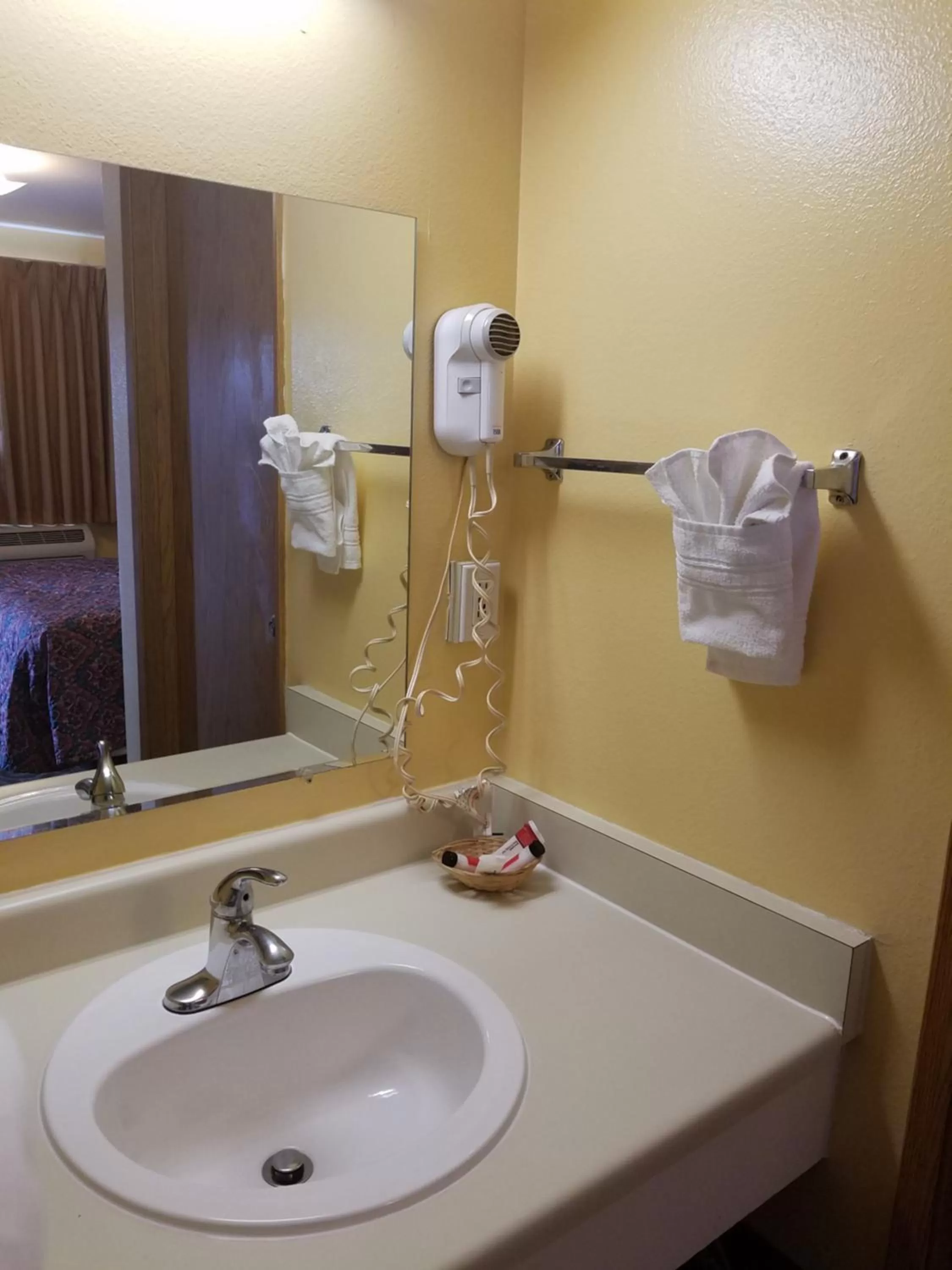 Bathroom in Travelodge by Wyndham Wenatchee