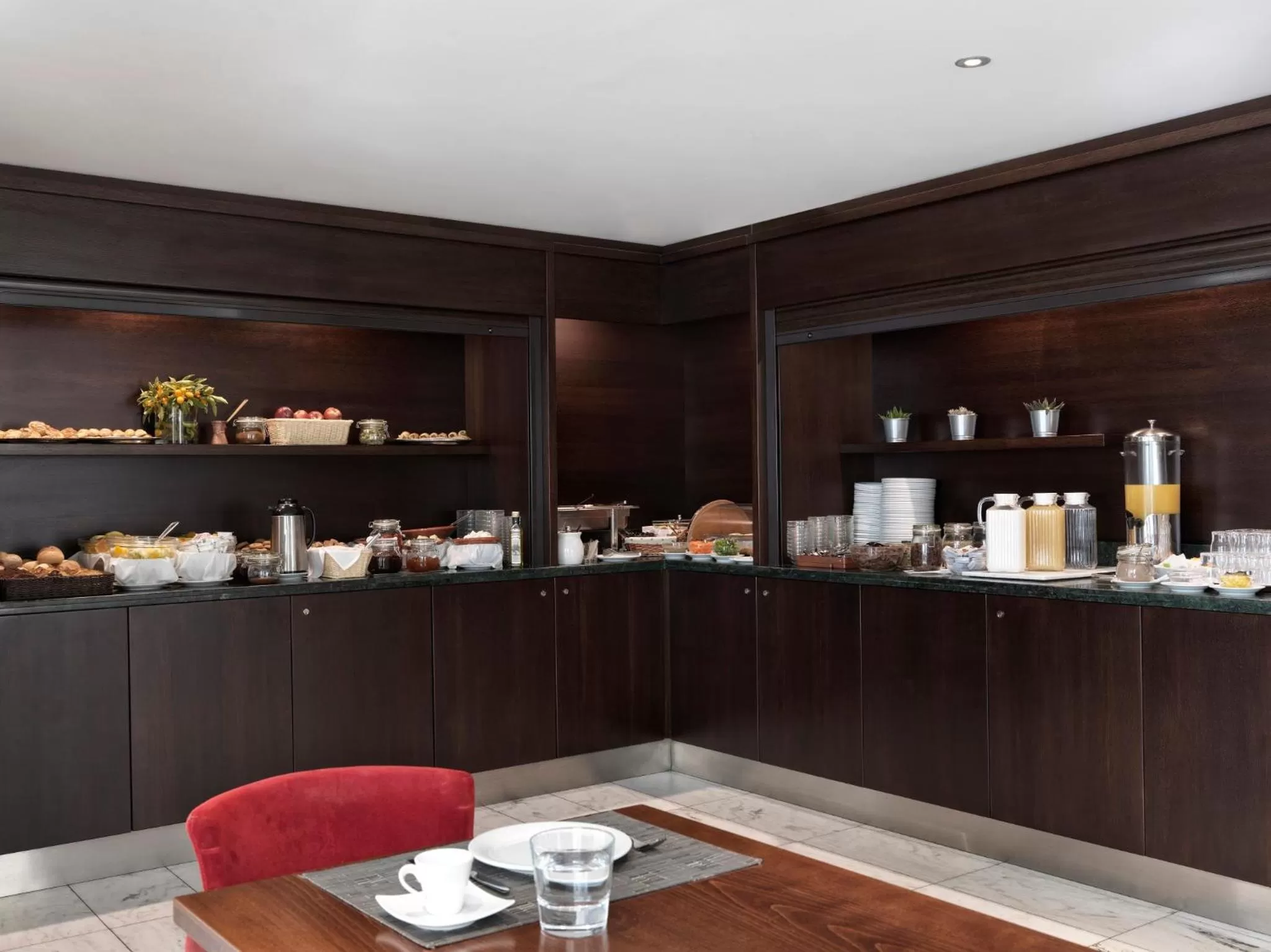 American breakfast in Acropolis Hill Hotel