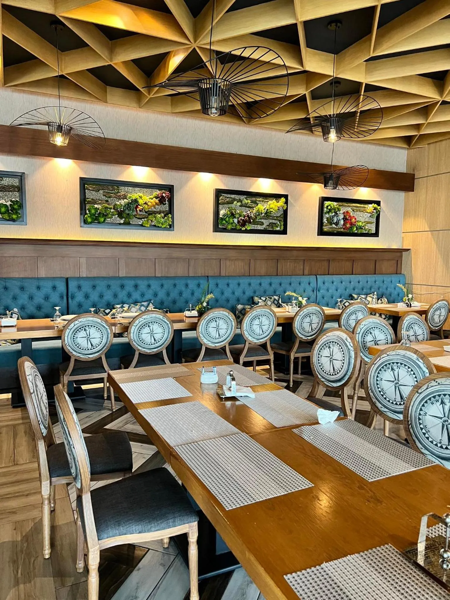 Restaurant/places to eat in Best Western Plus Metro Clark