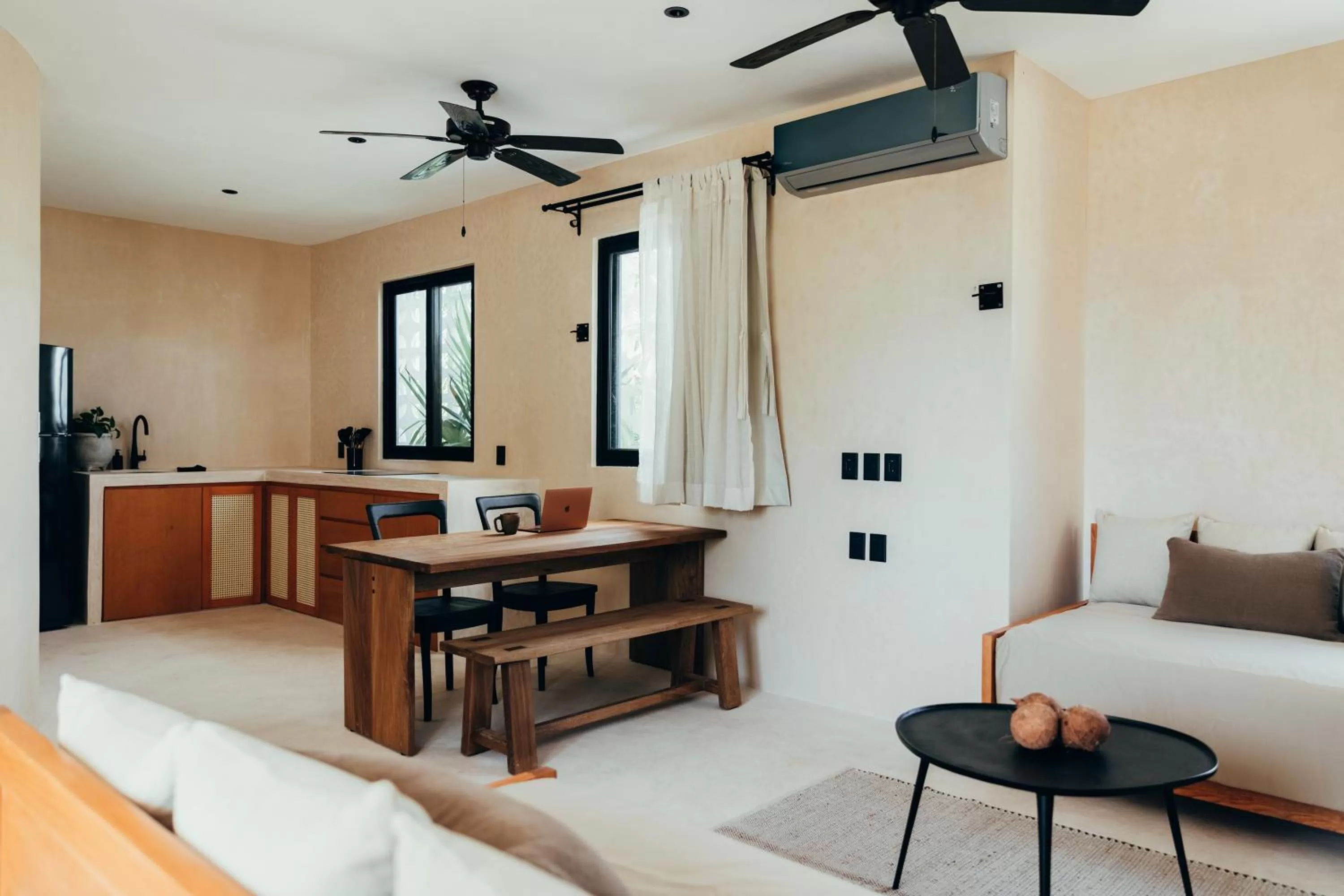 Kitchen or kitchenette, Seating Area in Cucu Hotel El Cuyo
