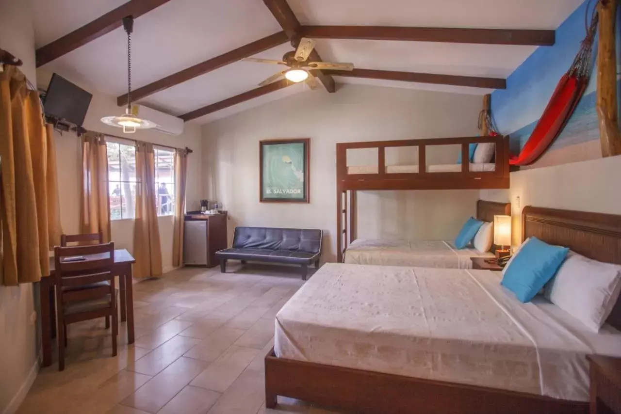 Deluxe Triple Room in Hotel Roca Sunzal Deluxe Triple Room in Hotel Roca Sunzal