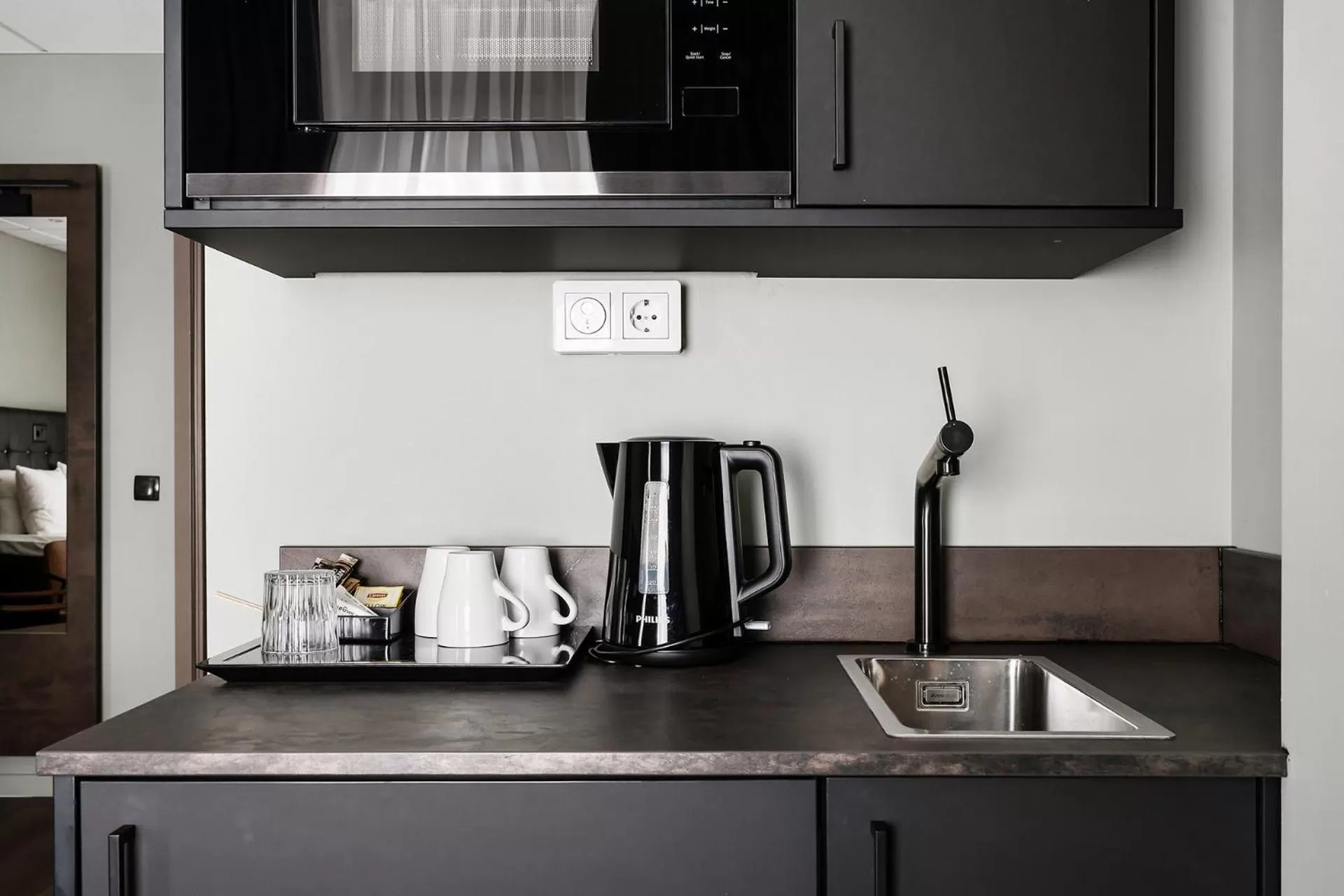 Coffee/tea facilities in Hotel Point