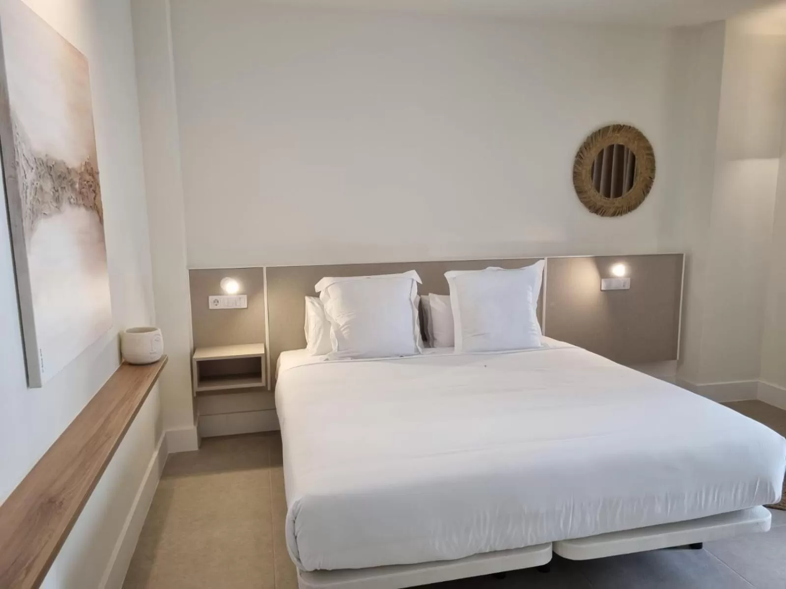 Bed in Reina Victoria Velázquez