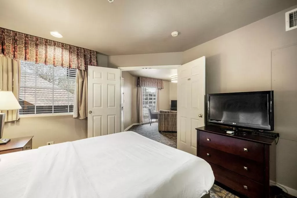 Bedroom, Bed in The 505 Collection Buckhead