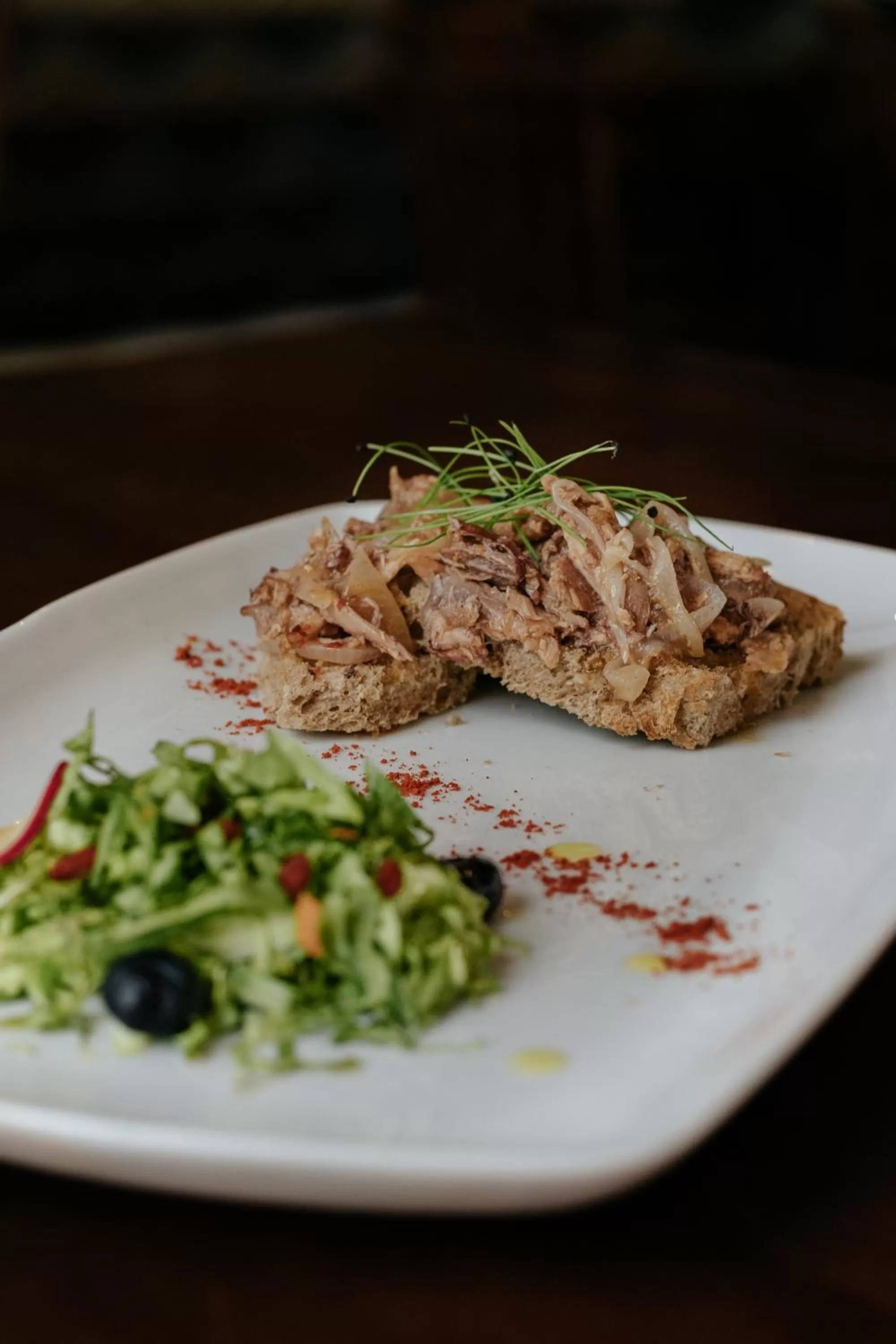 Restaurant/places to eat in Casa das Muralhas