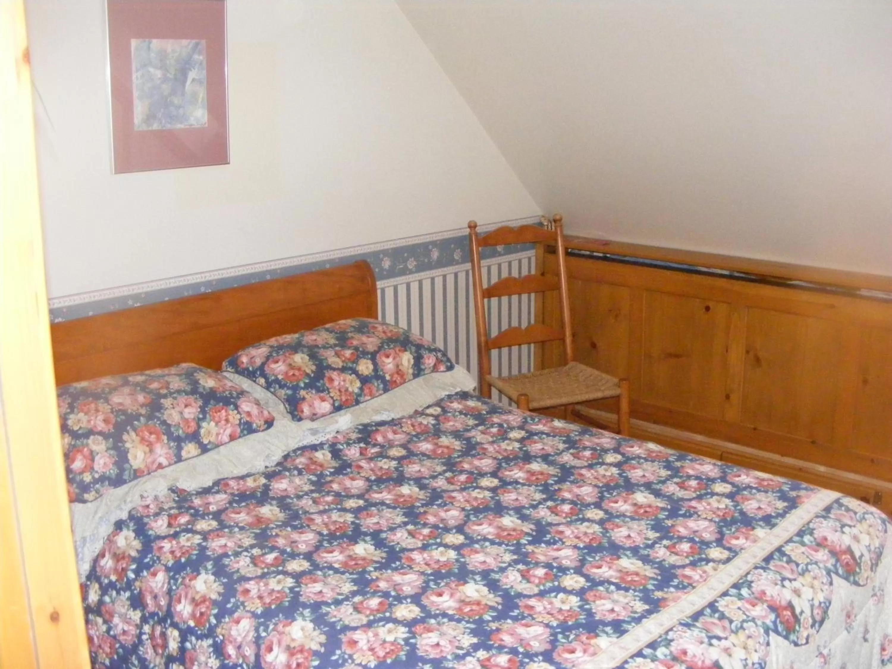 Bed in Auberge La Seigneurie Valcartier