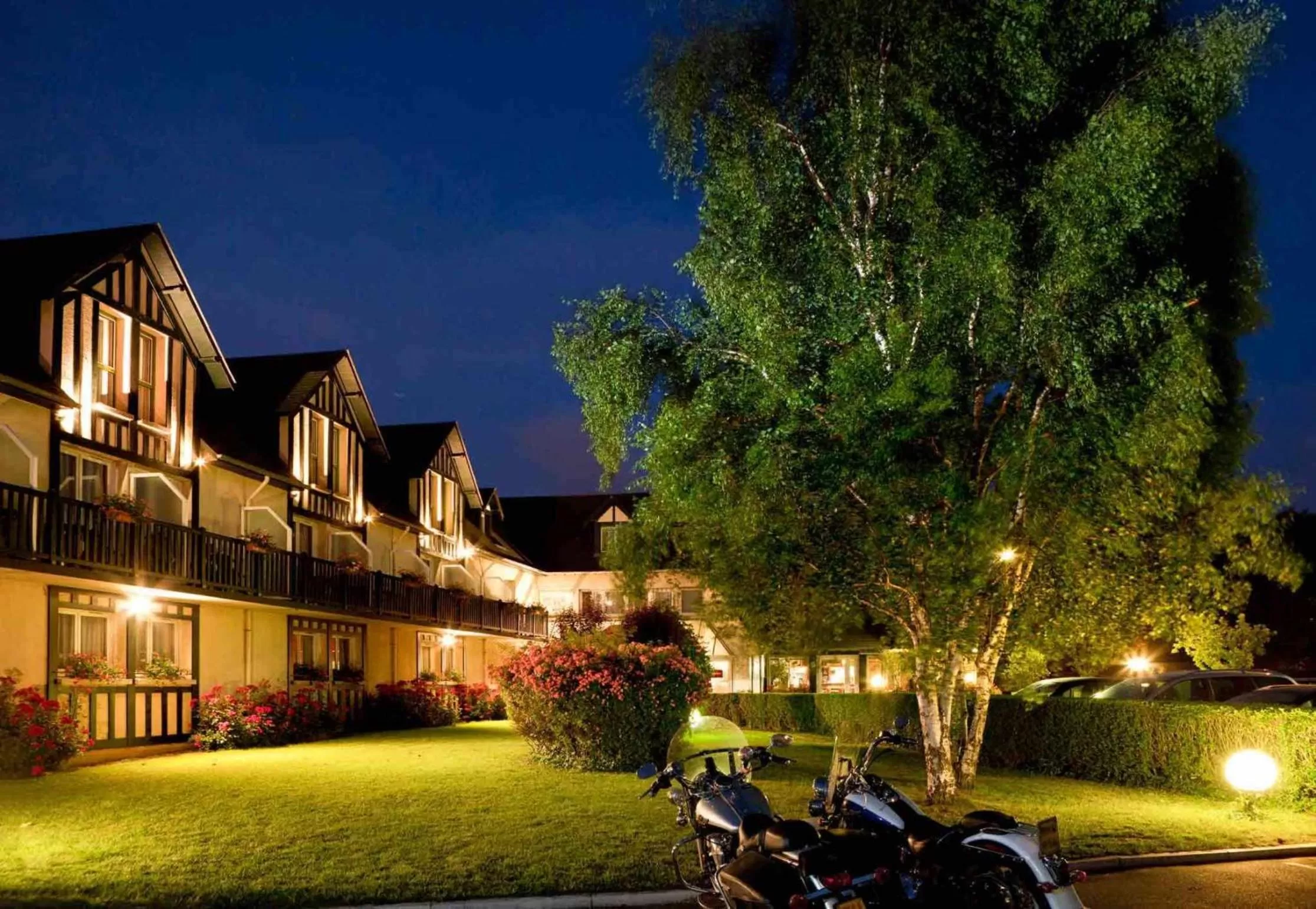 Facade/entrance in Mercure Cabourg Hôtel & Spa