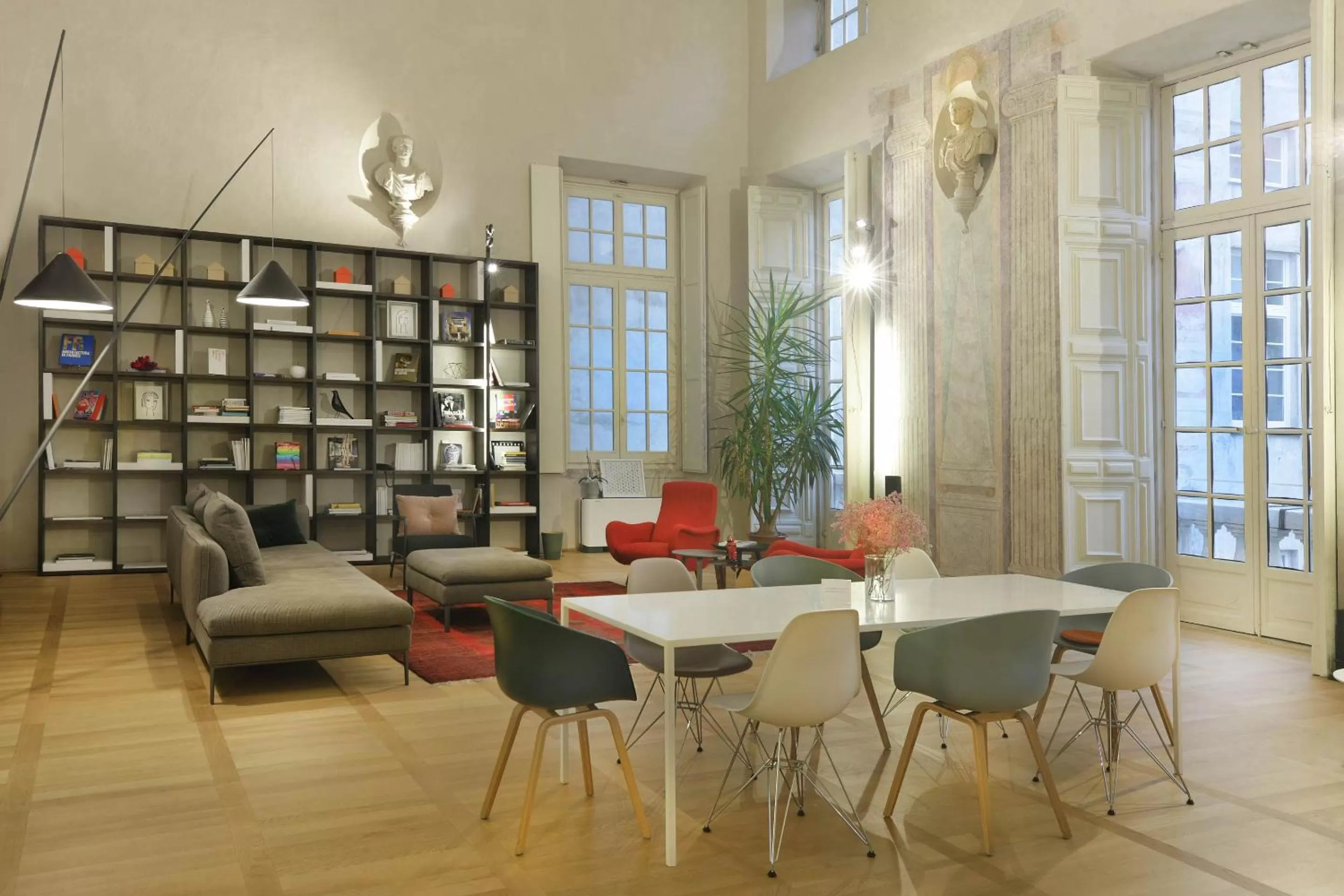 Library in Hotel Palazzo Grillo