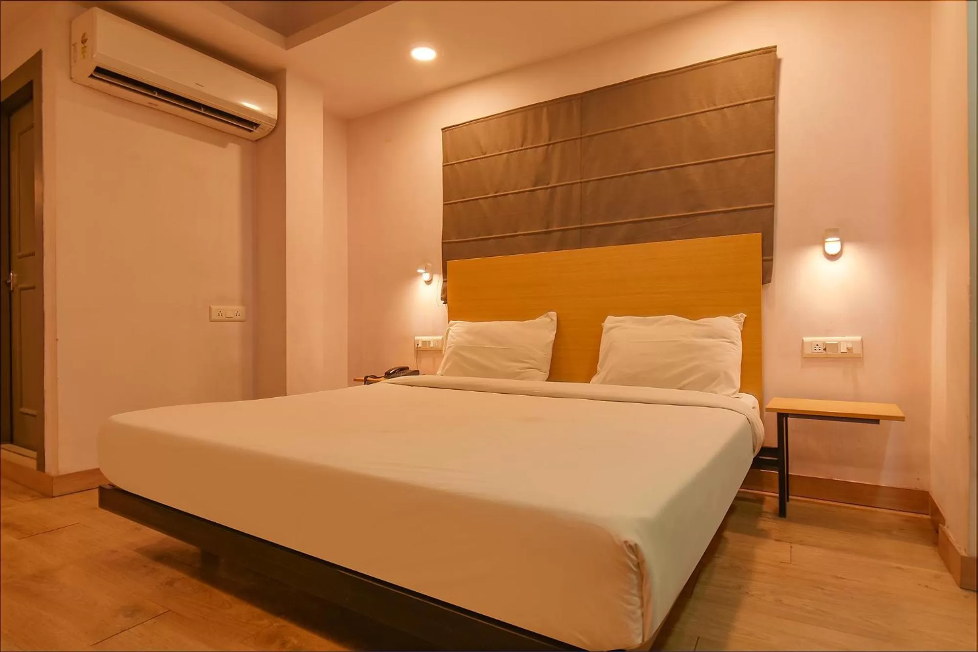 Bed in FabHotel Suncitel Dum Dum Airport