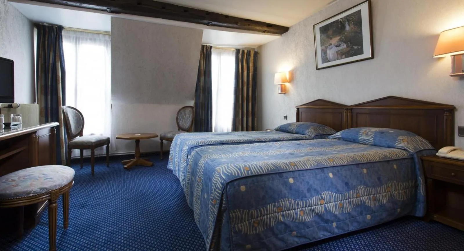 Bedroom, Bed in Hotel Meslay Republique