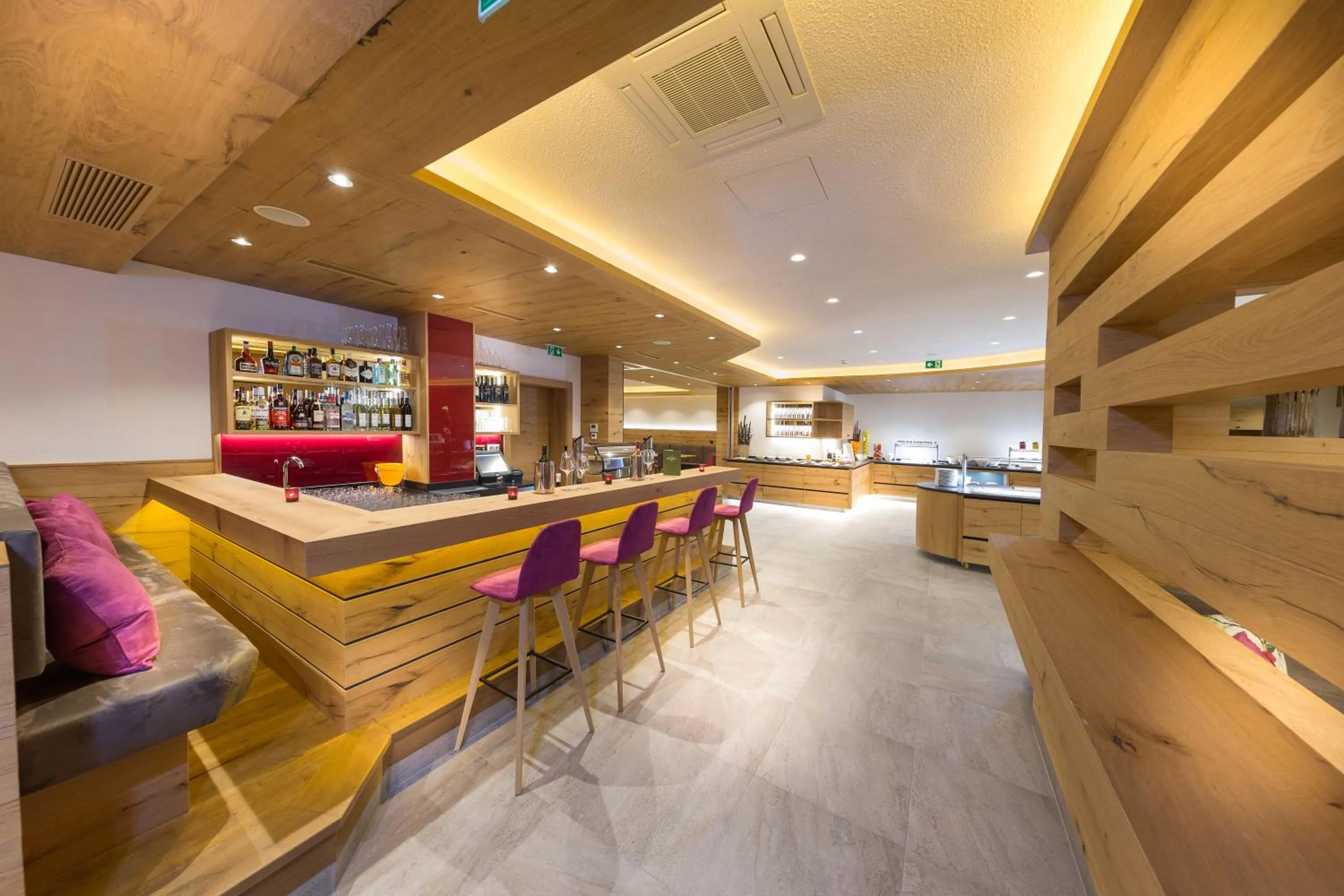 Buffet breakfast in Hotel Grüner Baum