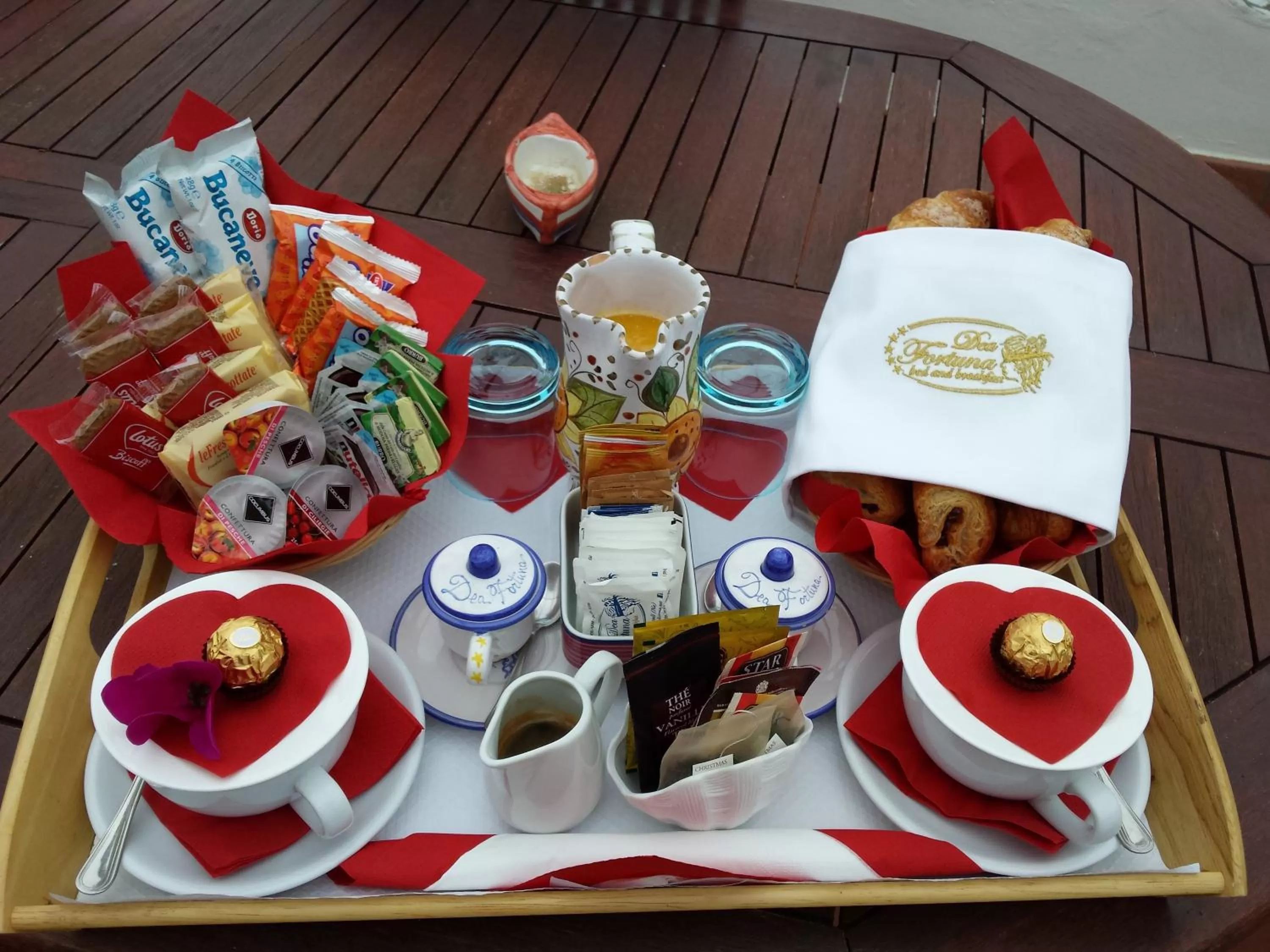 Food and drinks in b&b Dea Fortuna